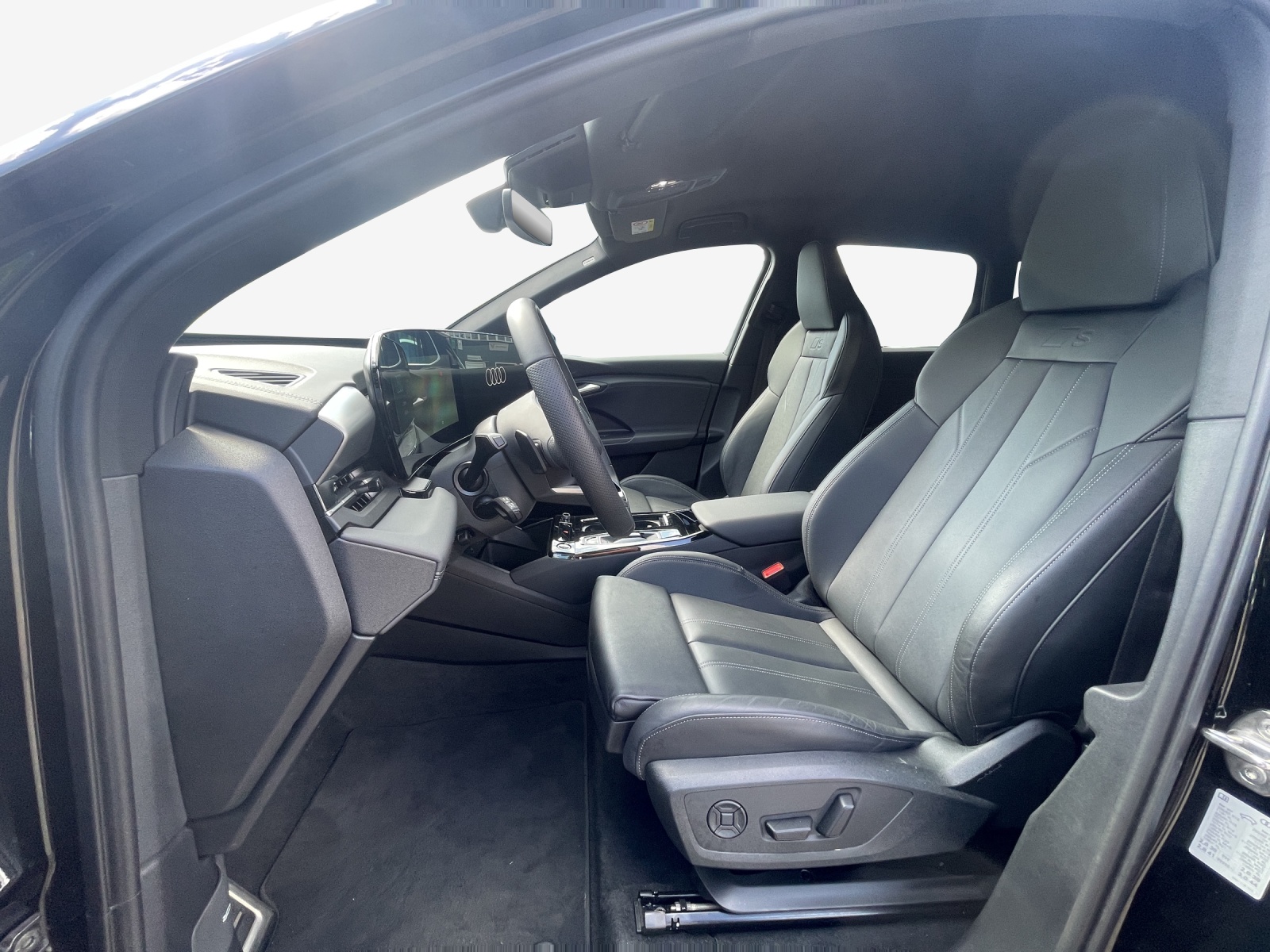 AUDI Q6 e-tron quattro-image-8