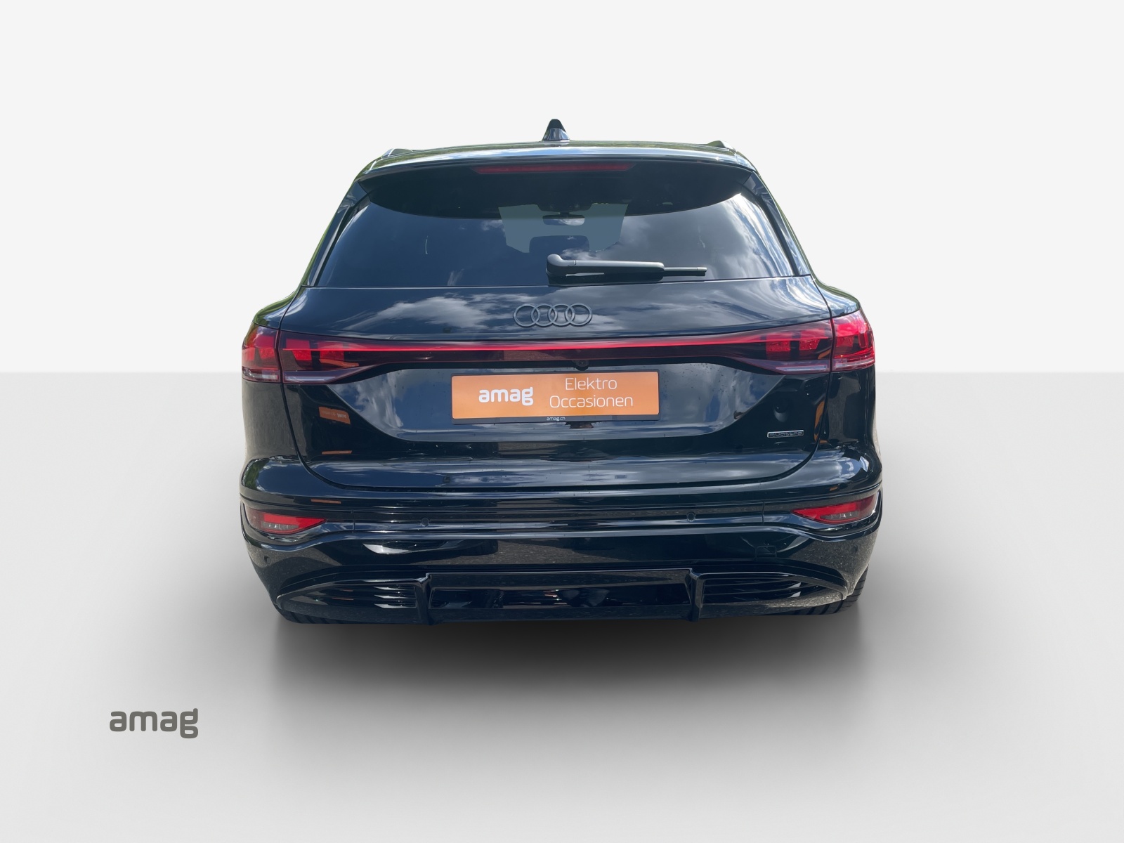 AUDI Q6 e-tron quattro-image-4