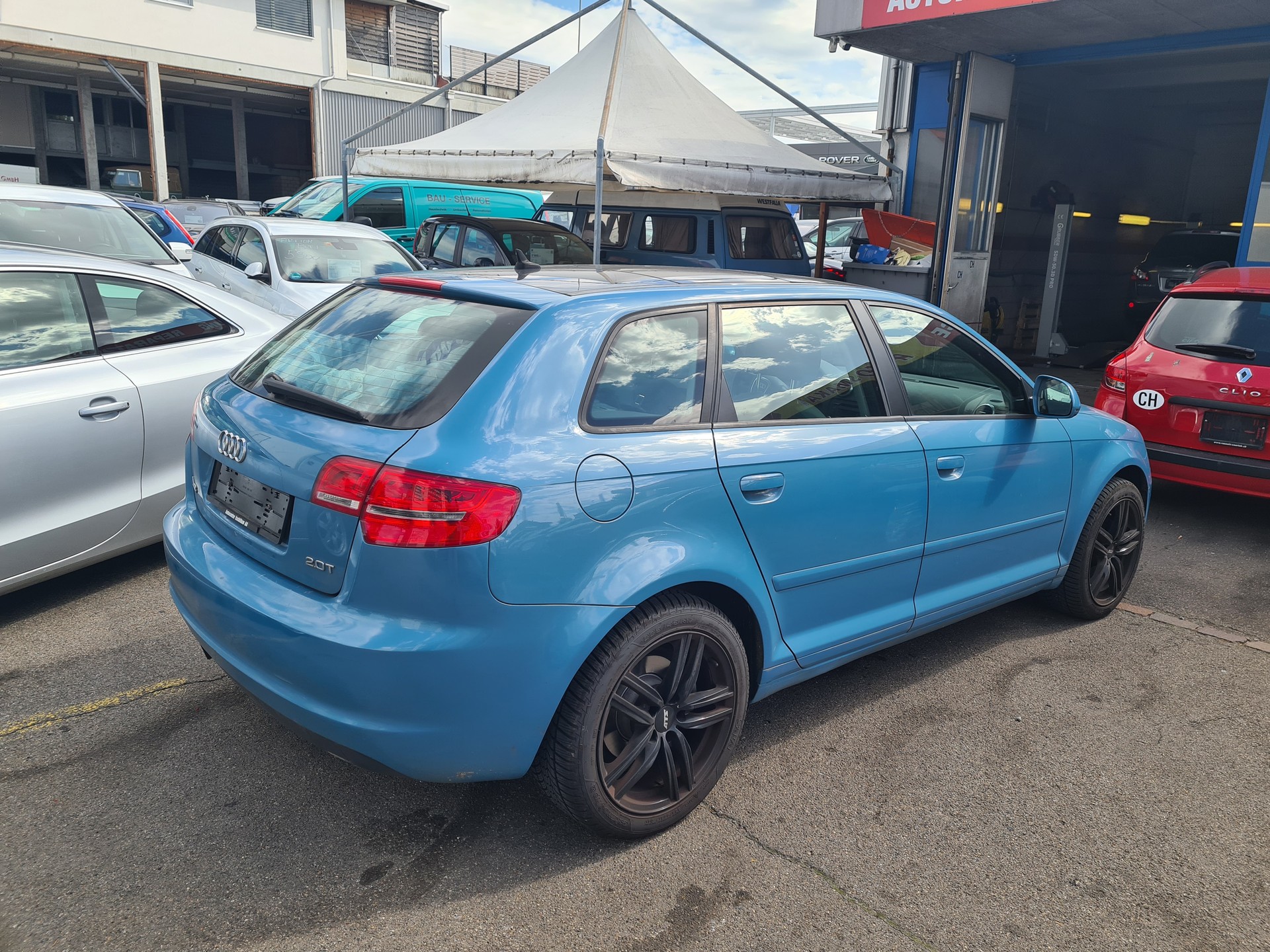 AUDI A3 Sportback 2.0 Turbo FSI Ambiente-image-4