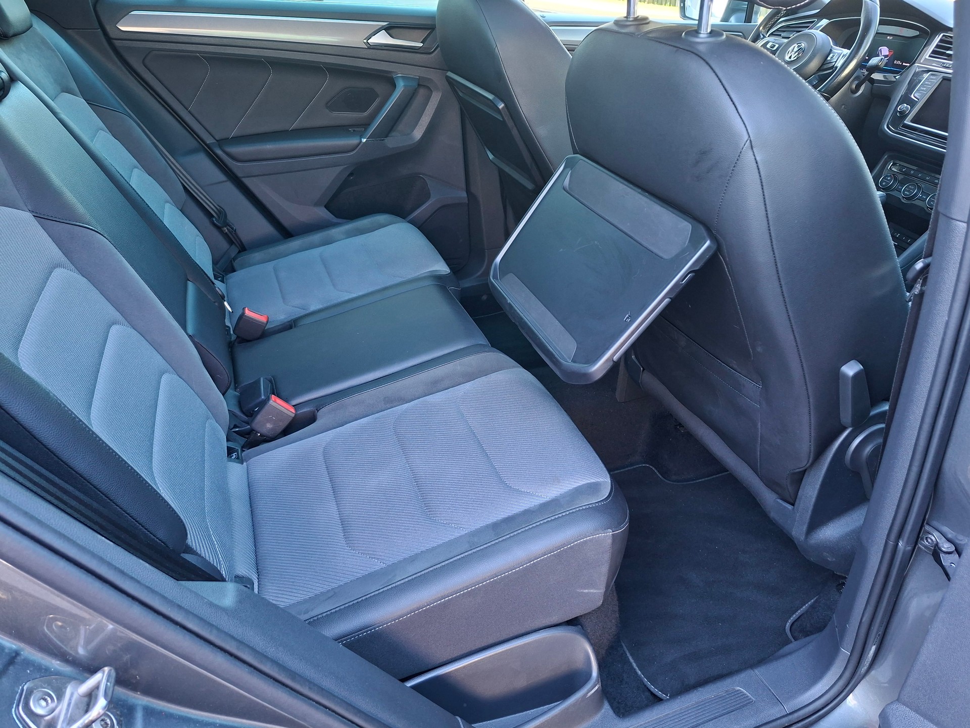 VW Tiguan 2.0TSI R Line 4Motion DSG-image-10