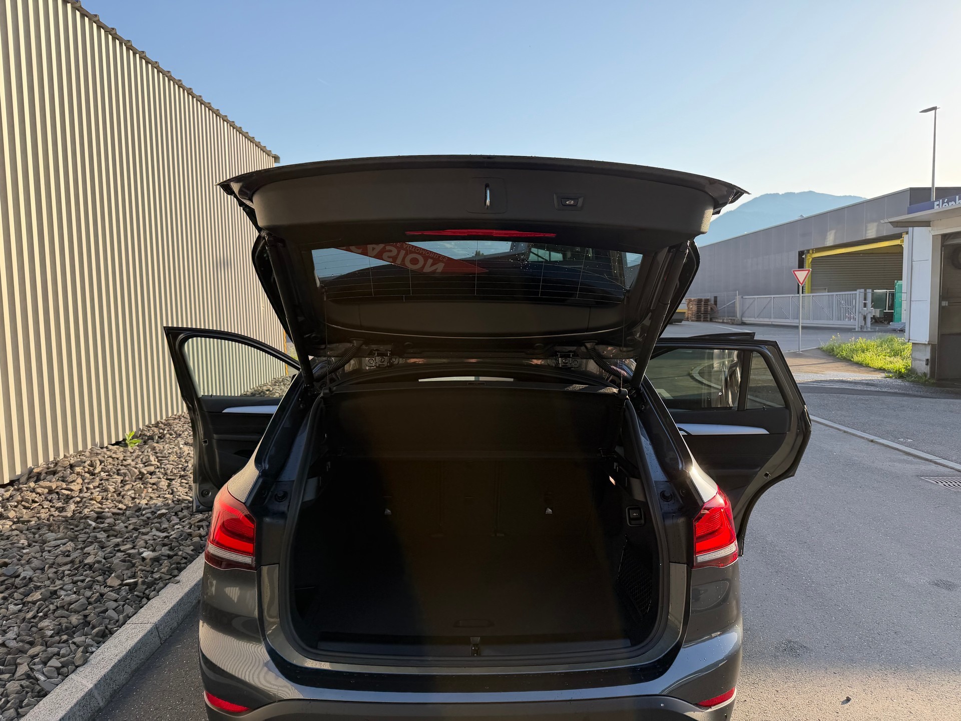 BMW X1 xDrive 18d xLine Steptronic FAIBLE KILOMÉTRAGE—-image-25
