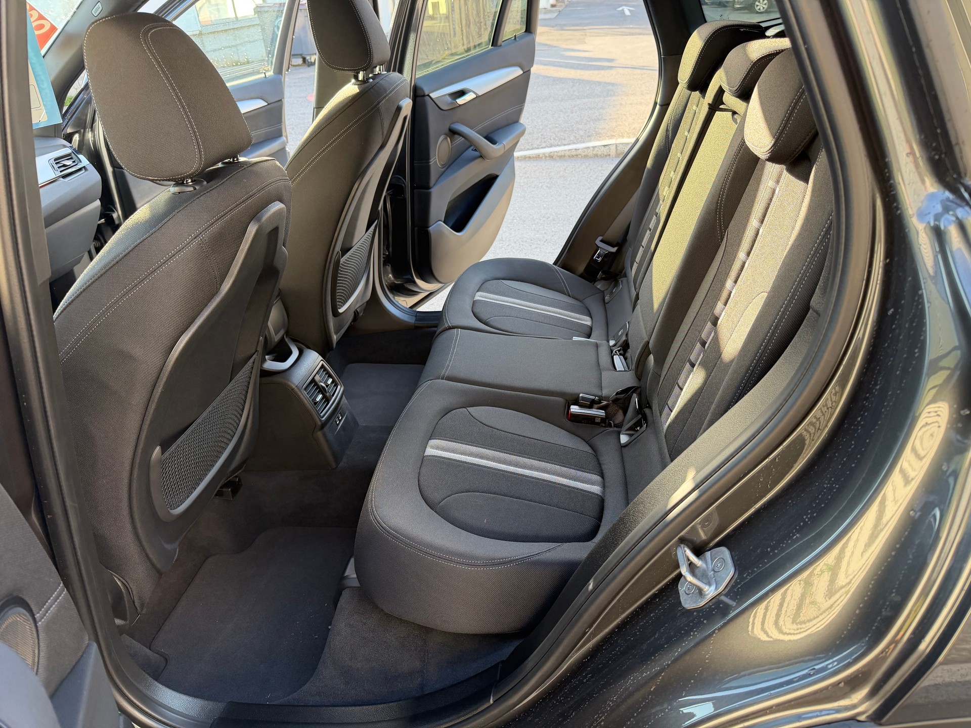 BMW X1 xDrive 18d xLine Steptronic FAIBLE KILOMÉTRAGE—-image-30