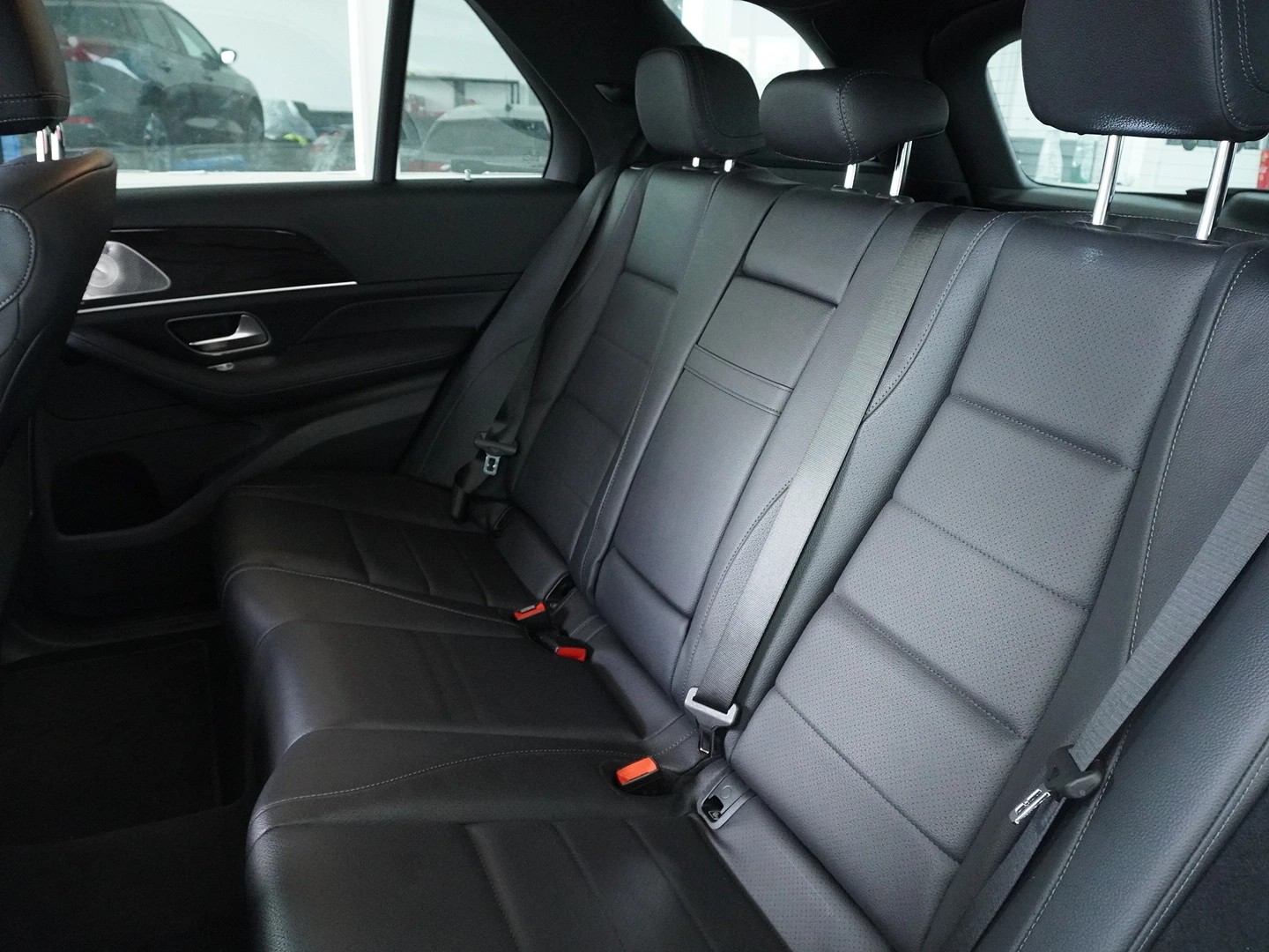 MERCEDES-BENZ GLE 300 d 4Matic 9G-Tronic-image-4