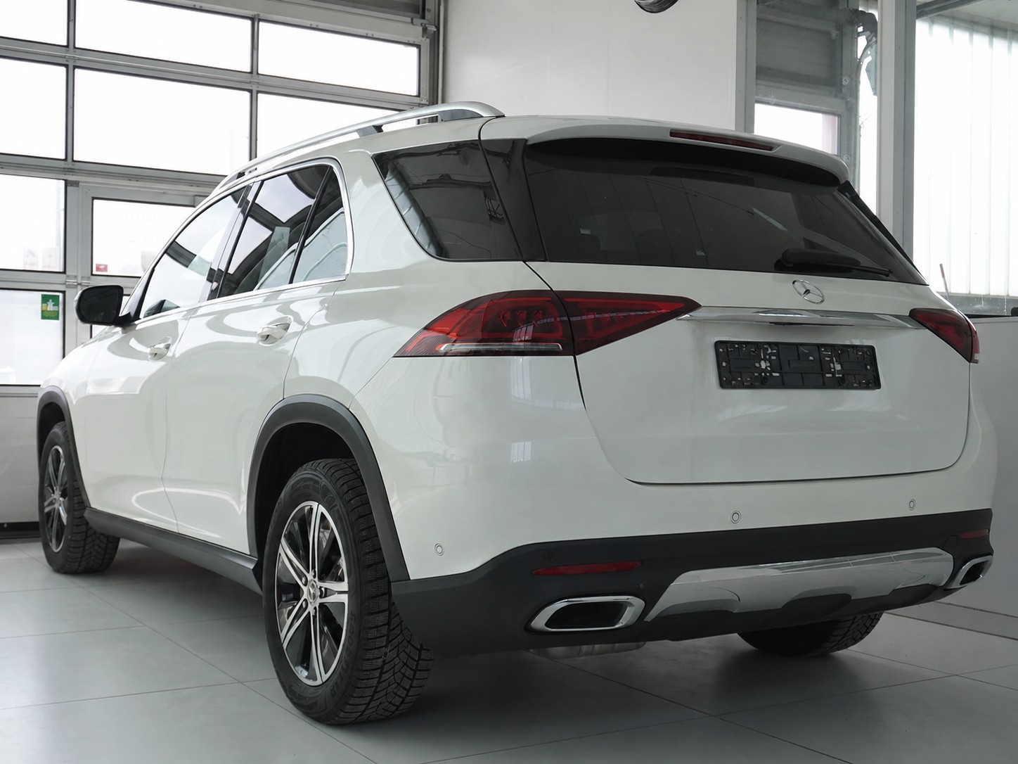 MERCEDES-BENZ GLE 300 d 4Matic 9G-Tronic-image-1