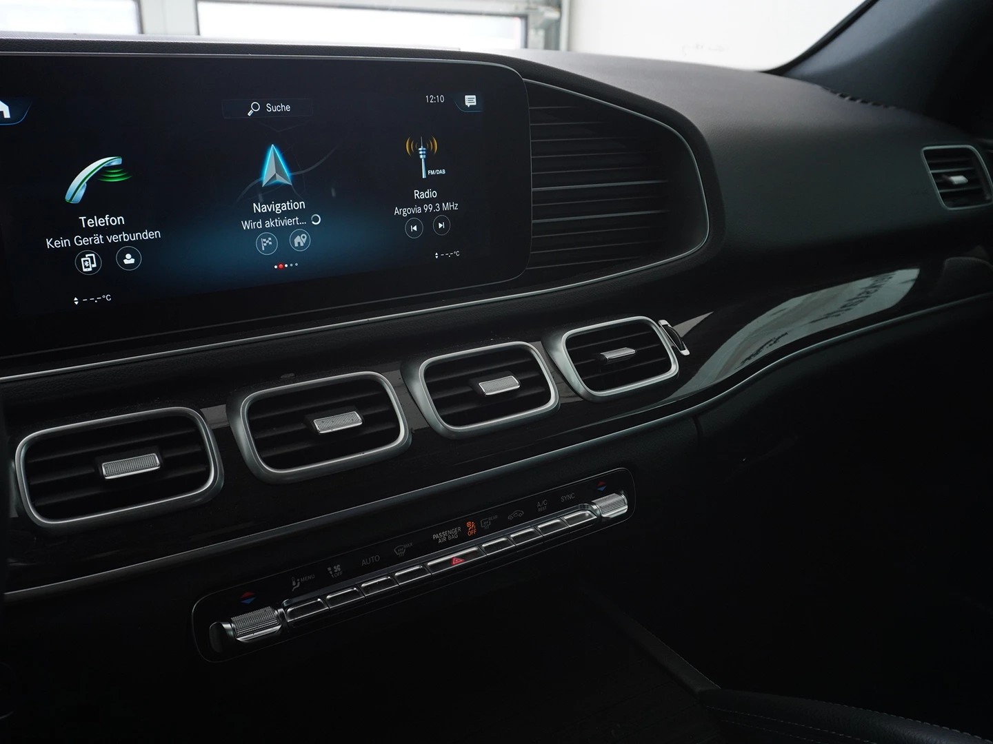 MERCEDES-BENZ GLE 300 d 4Matic 9G-Tronic-image-8