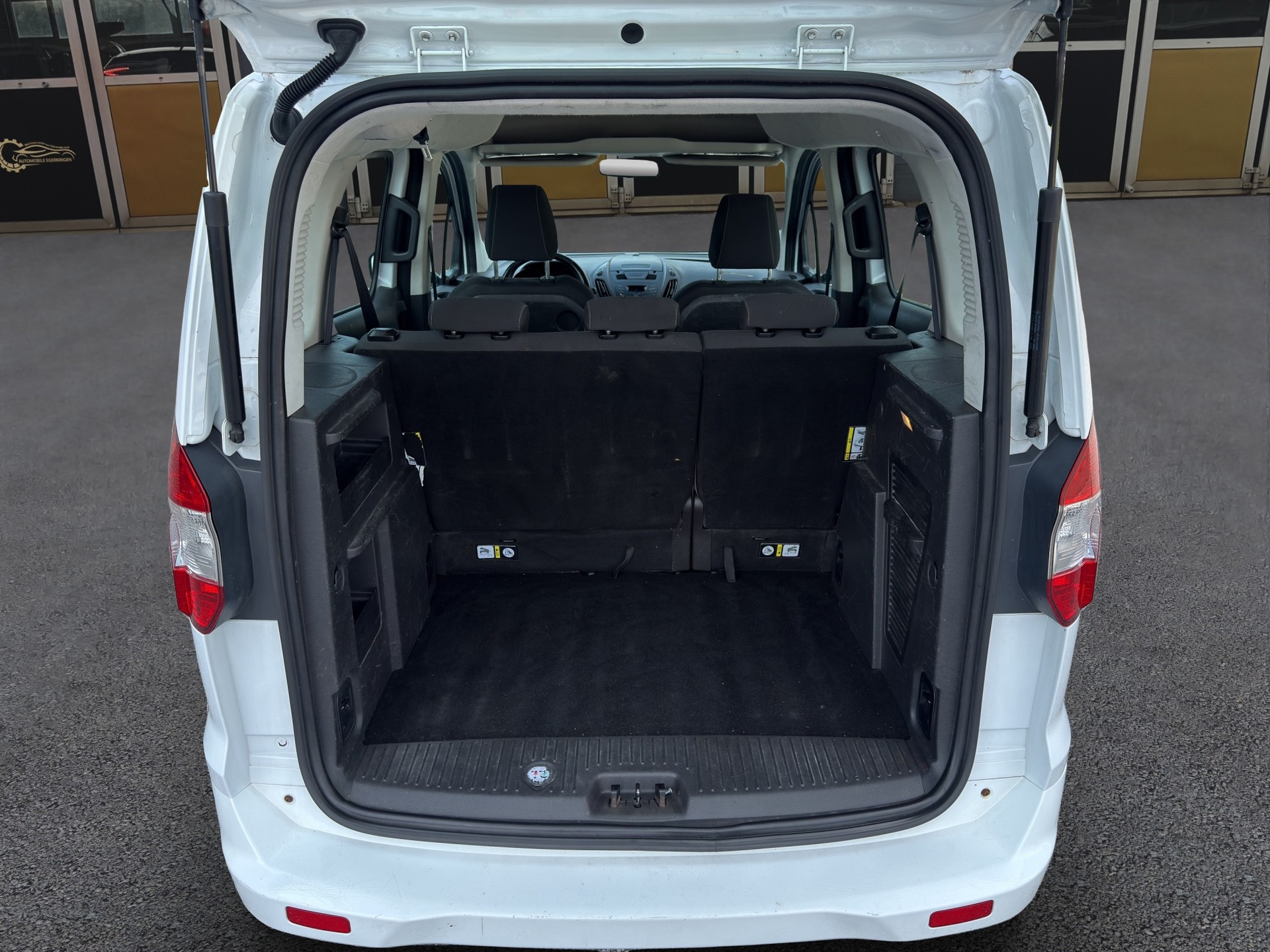 FORD Tourneo Courier 1.0 SCTi Trend-image-13