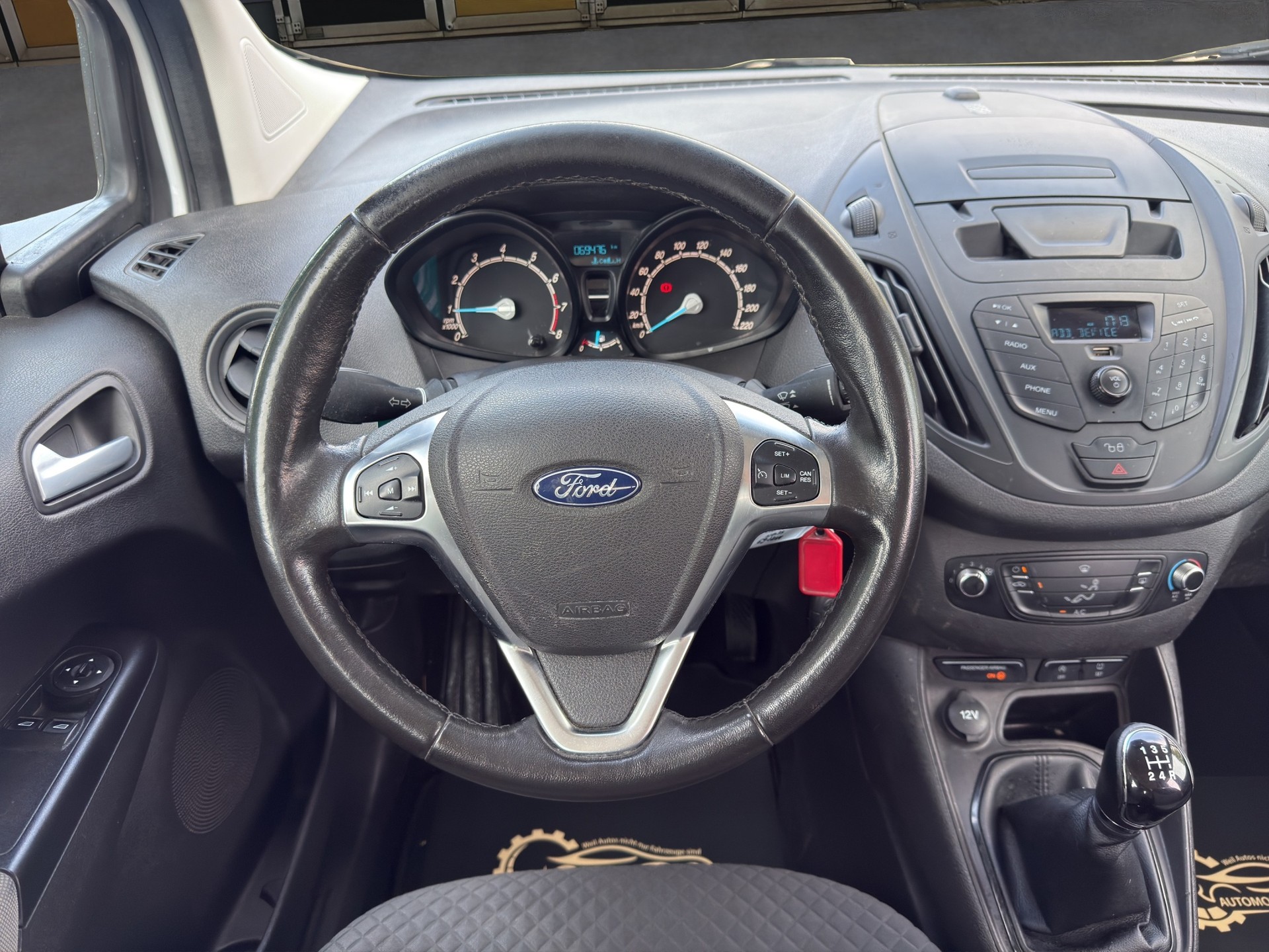 FORD Tourneo Courier 1.0 SCTi Trend-image-11