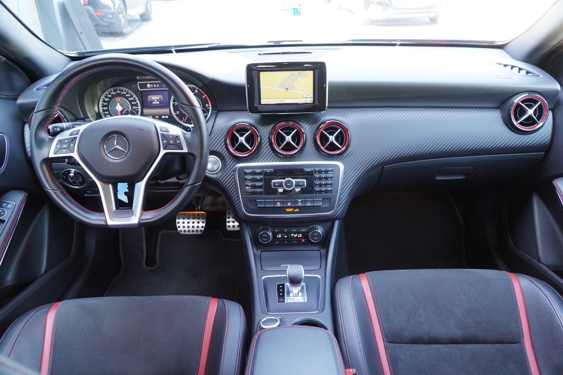 MERCEDES-BENZ A 45 AMG 4Matic Speedshift 7G-DCT-image-11