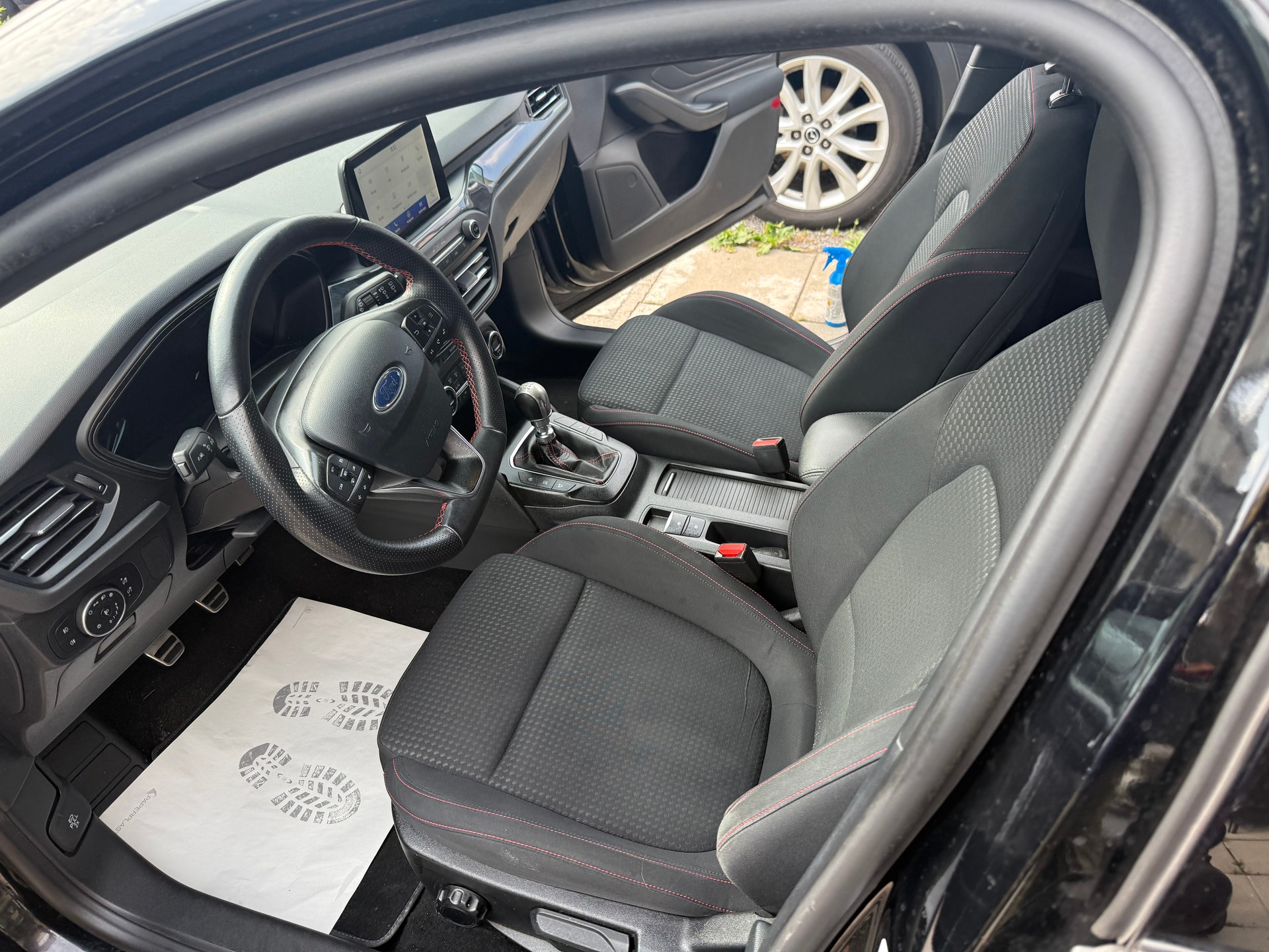 FORD Focus 1.0 SCTi Active-image-6
