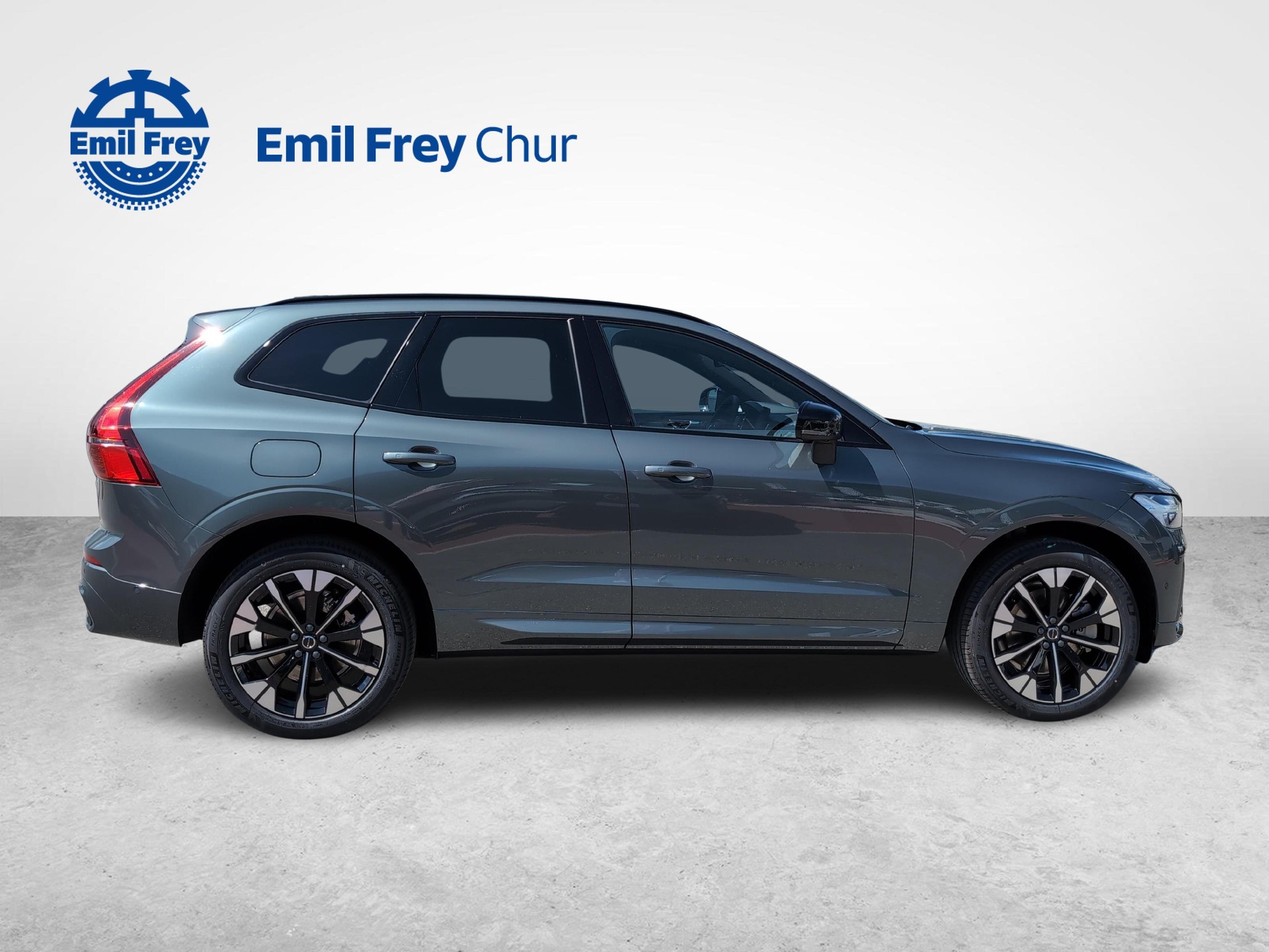 VOLVO XC60 2.0 T8 TE Ultra Dark eAWD-image-5