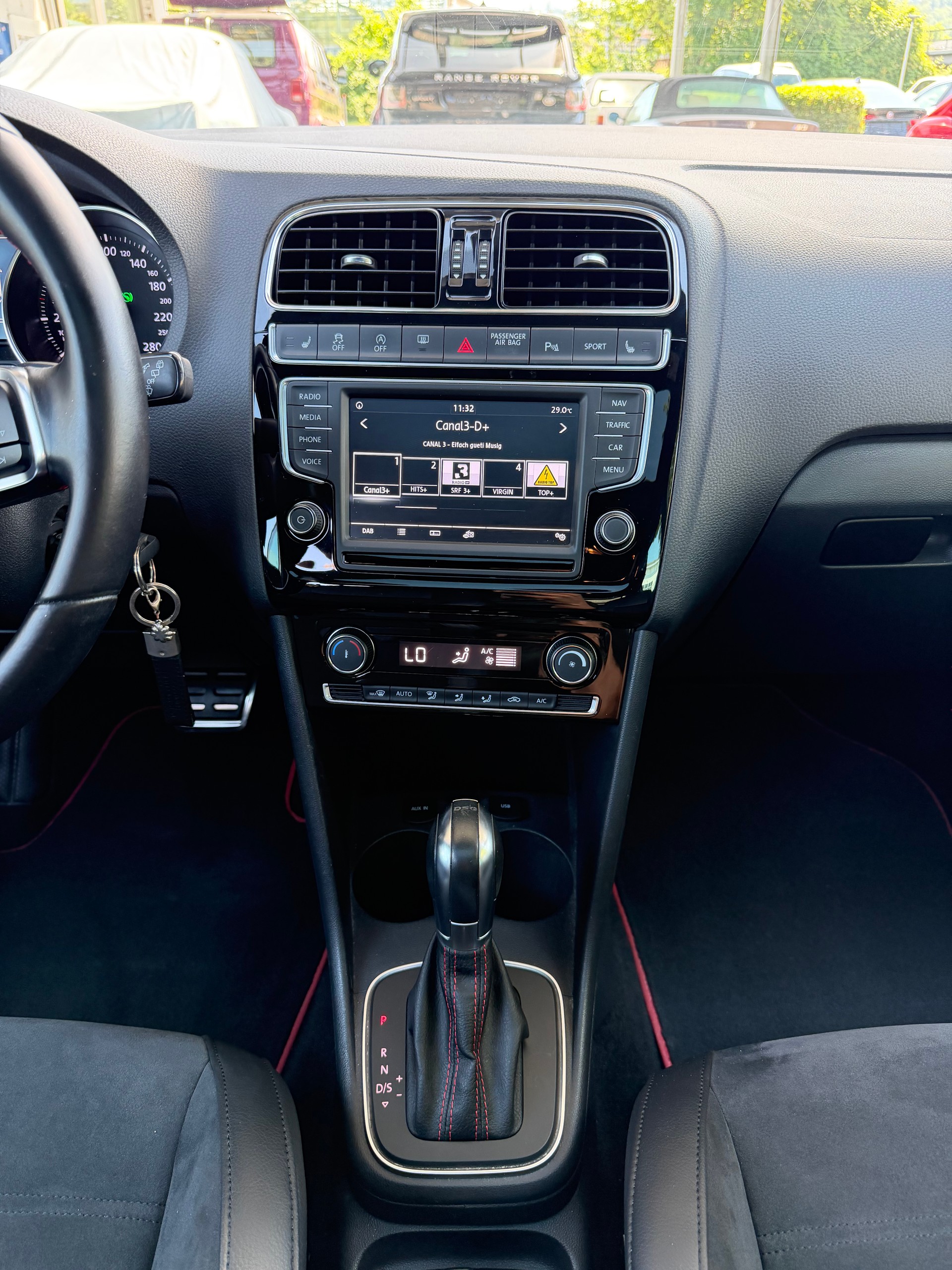 VW Polo 1.8 TSI GTI 230 DSG-image-11