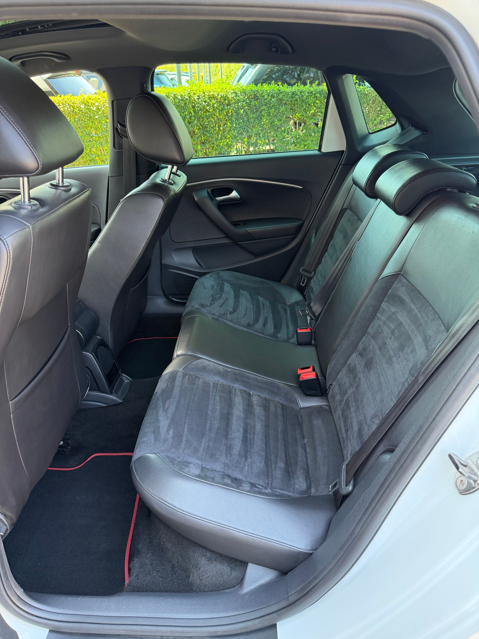 VW Polo 1.8 TSI GTI 230 DSG-image-13
