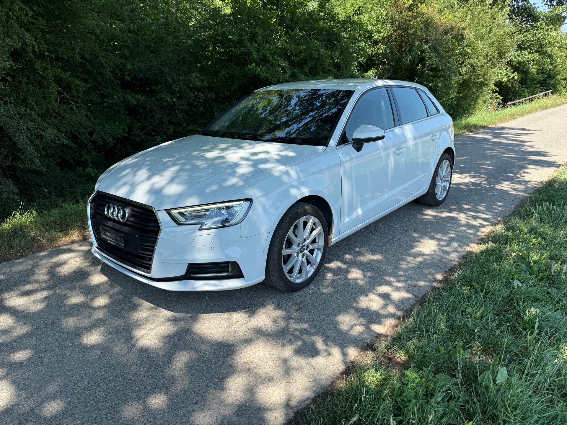 AUDI A3 Sportback 1.6 TDI Design-image-3