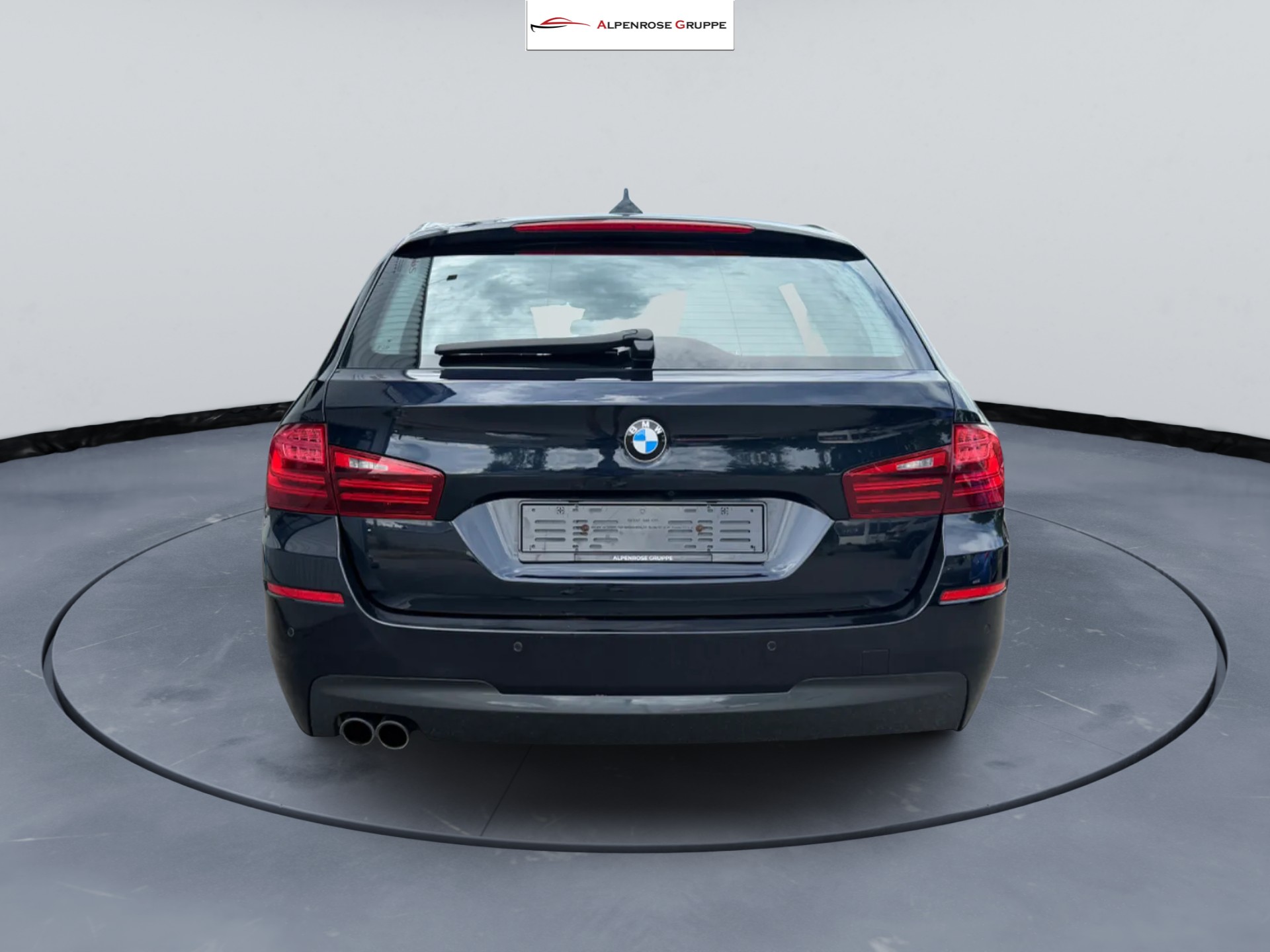 BMW 520d Touring xDrive Steptronic-image-4