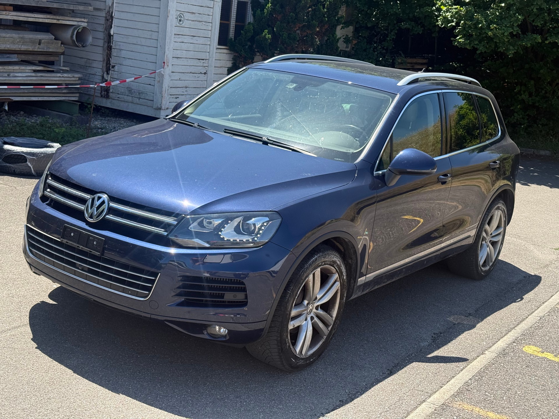 VW Touareg 3.0 TDI BlueMotion Technology Tiptronic-image-0