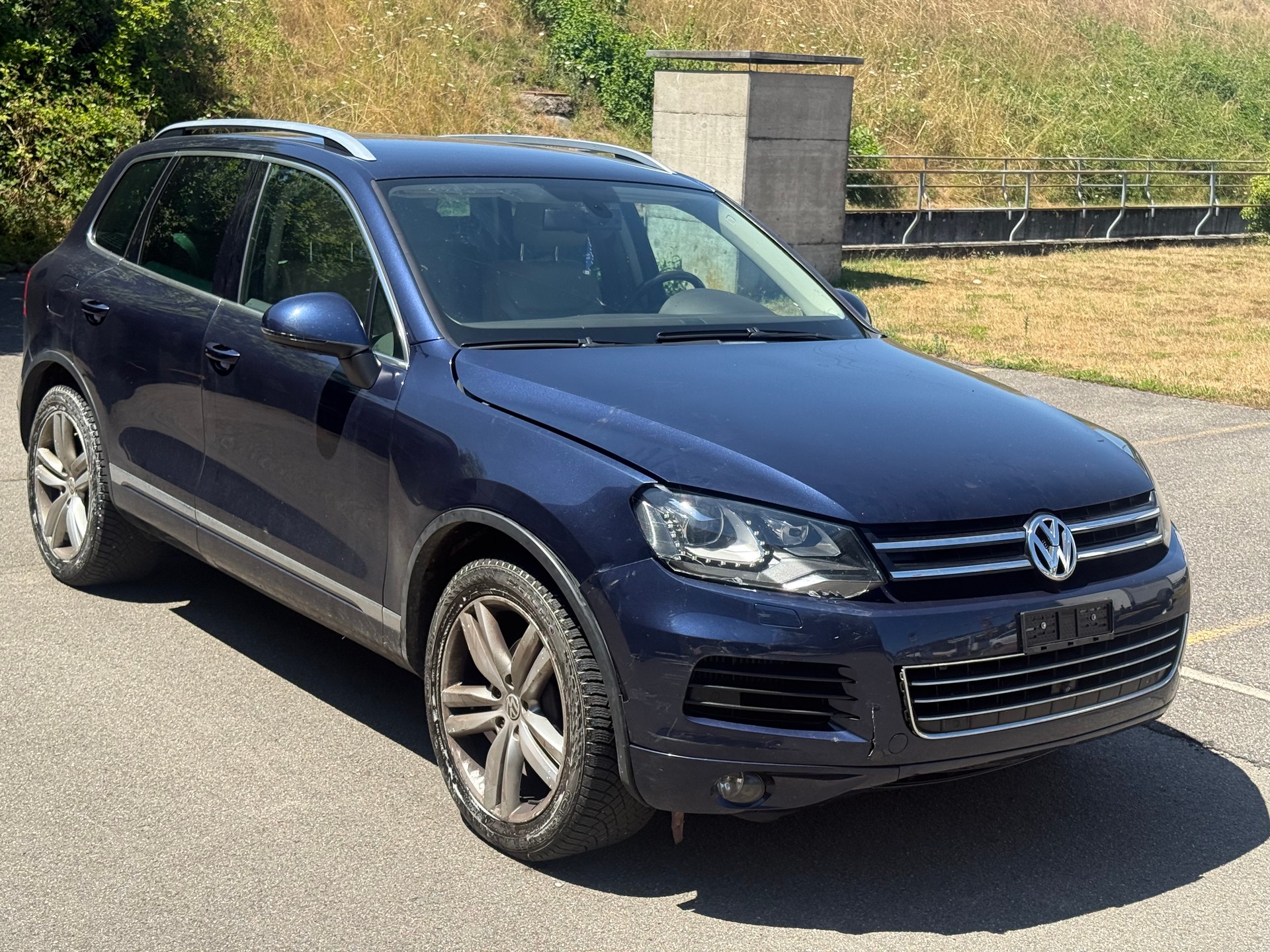 VW Touareg 3.0 TDI BlueMotion Technology Tiptronic-image-1