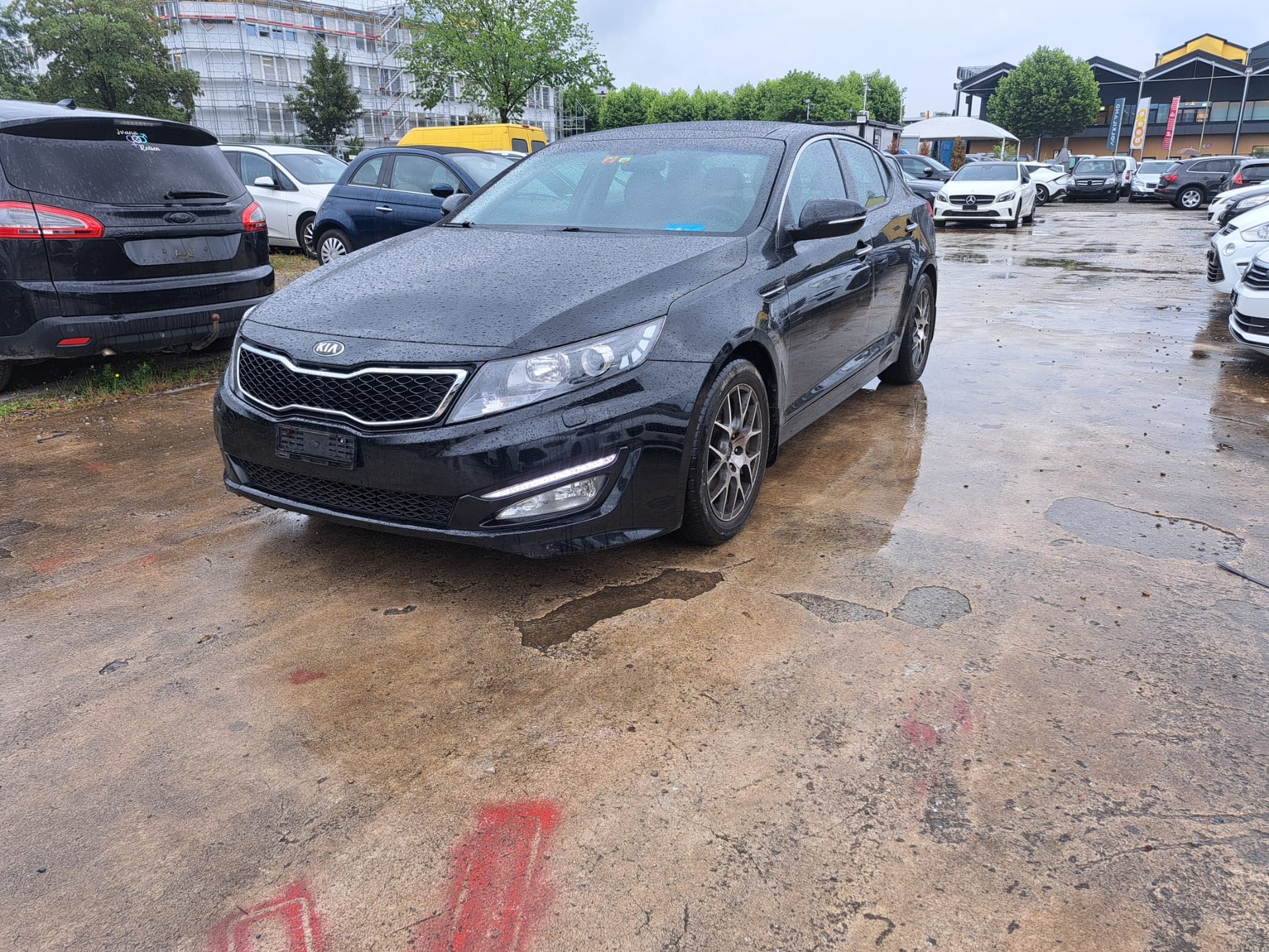 KIA Optima 2.0 CVVT Hybrid Automatic-image-2