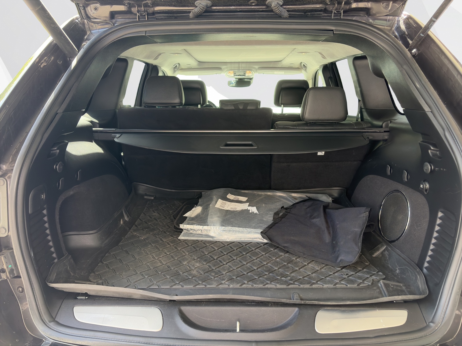 JEEP Grand Cherokee 3.0 CRD 250 Summit-image-19