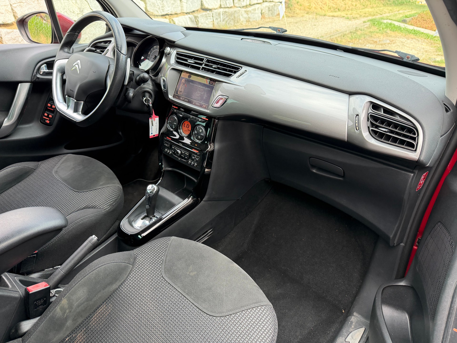 CITROEN C3 1.4i 16V Exclusive EGS5-image-11