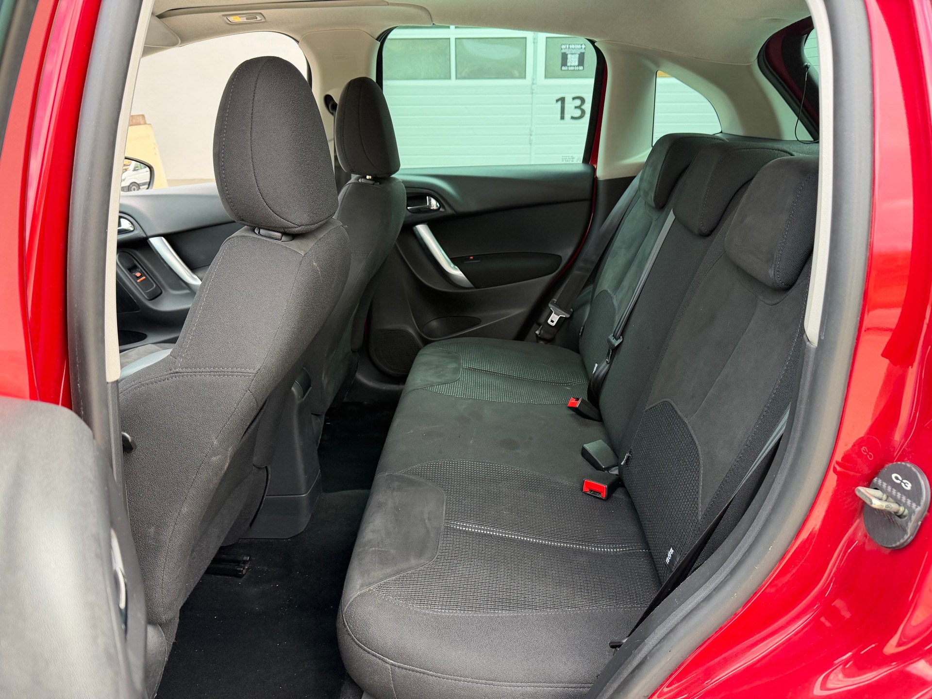 CITROEN C3 1.4i 16V Exclusive EGS5-image-9