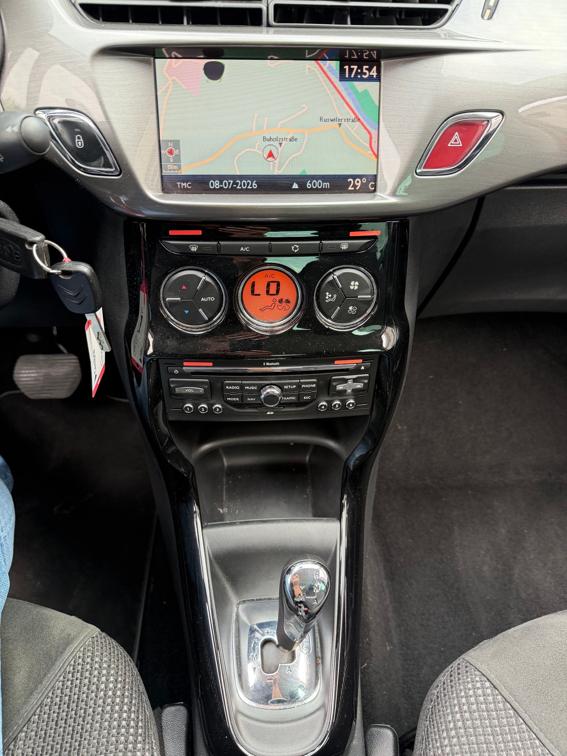 CITROEN C3 1.4i 16V Exclusive EGS5-image-13