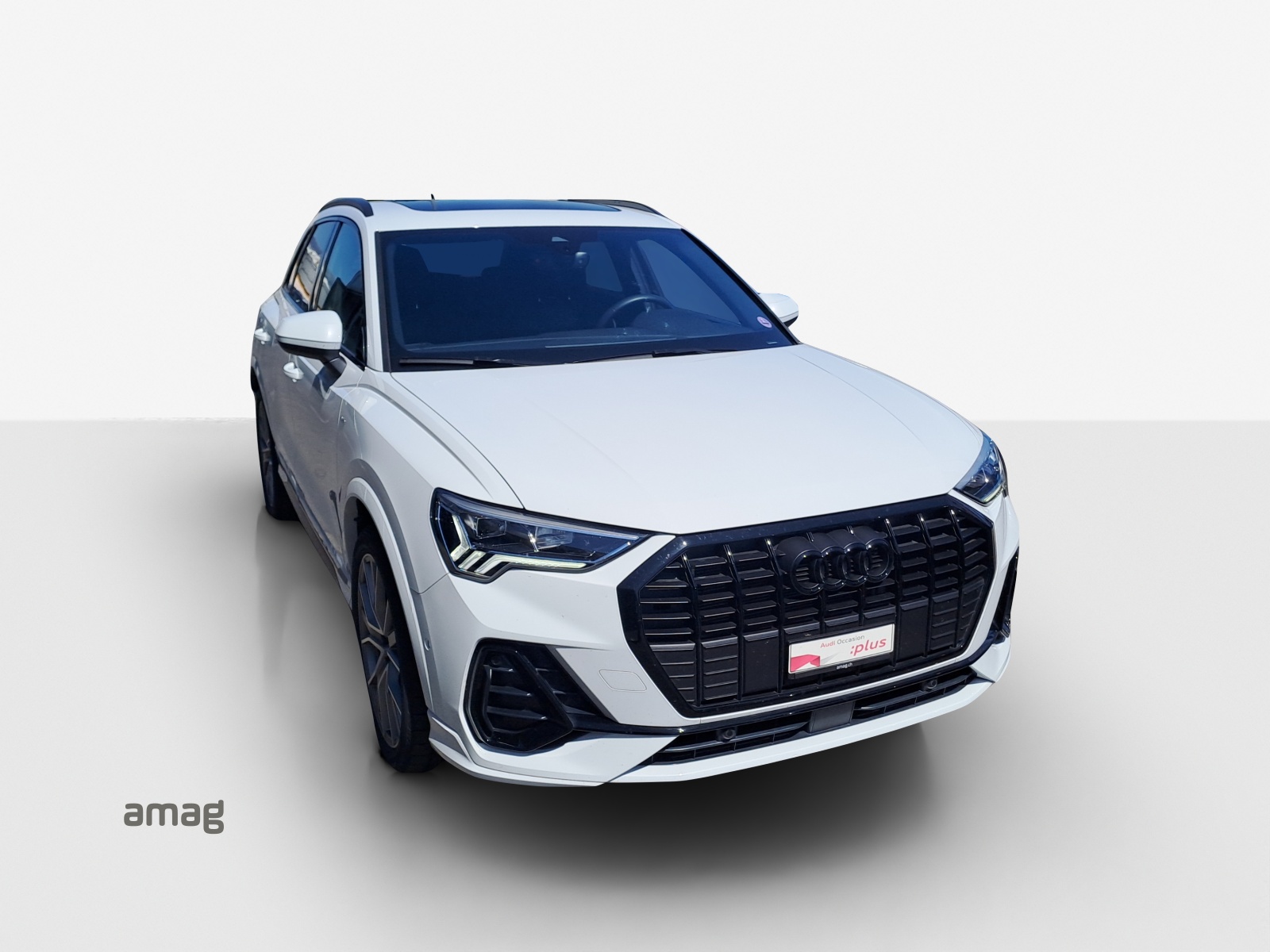 AUDI Q3 35 TFSI S line Attraction S-tronic-image-15
