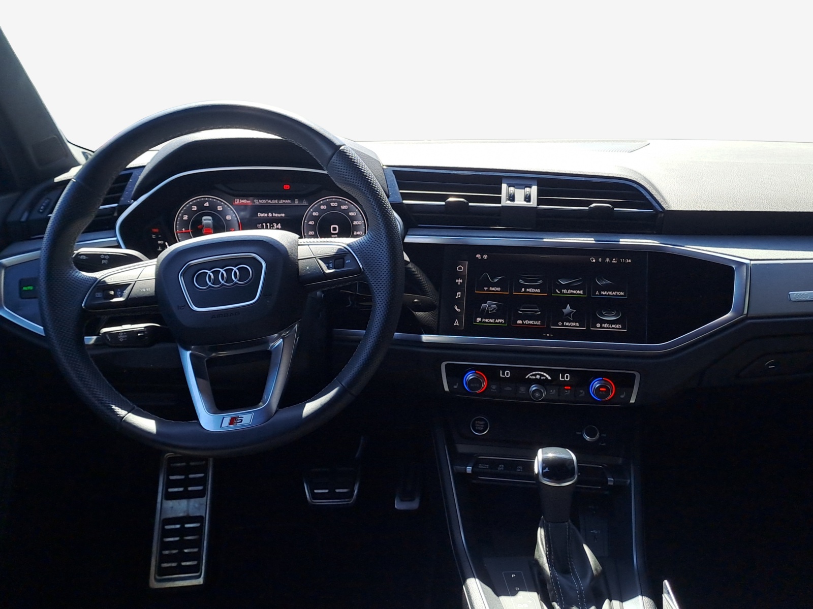 AUDI Q3 35 TFSI S line Attraction S-tronic-image-8