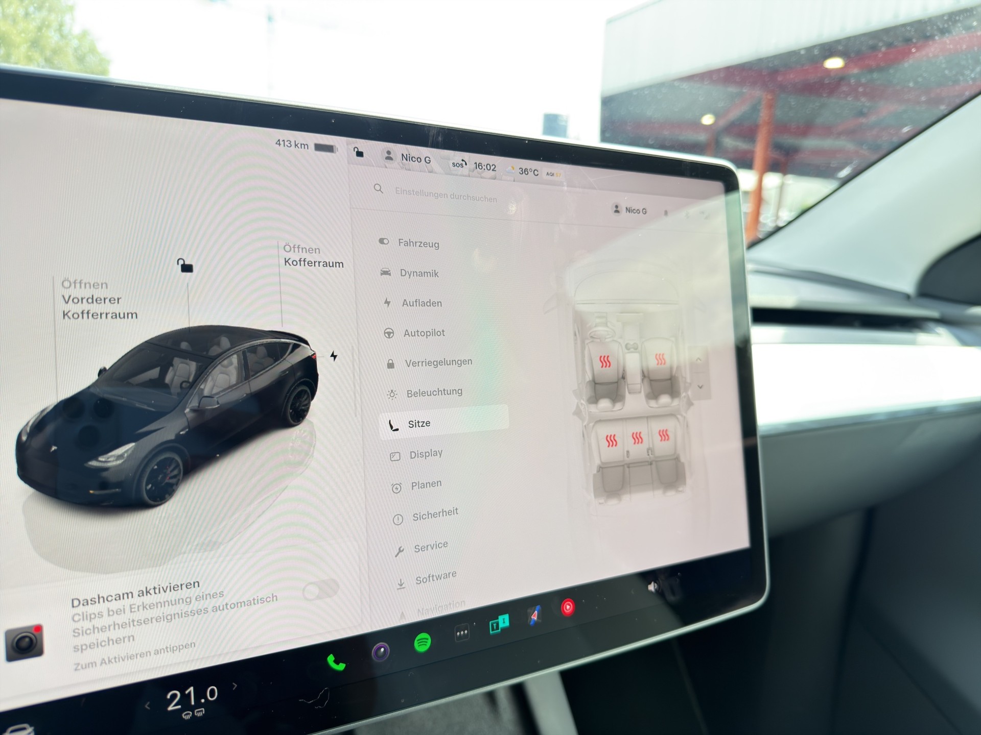TESLA Model Y Performance D Premium White Interior SOC 95.5-image-54