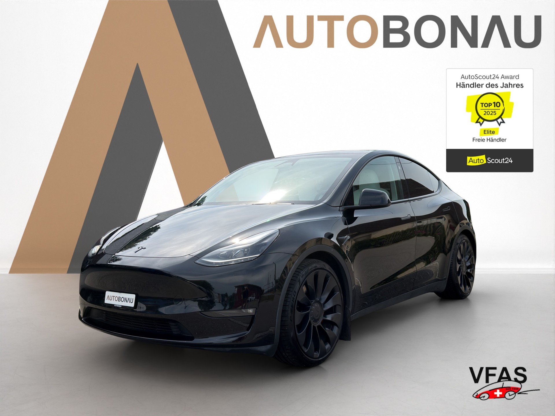 TESLA Model Y Performance D Premium White Interior SOC 95.5-image-0