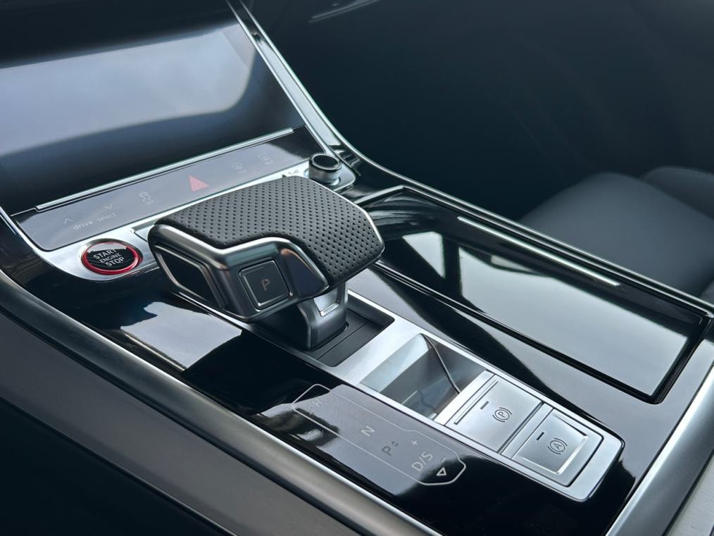 AUDI SQ7 TFSi quattro-image-7