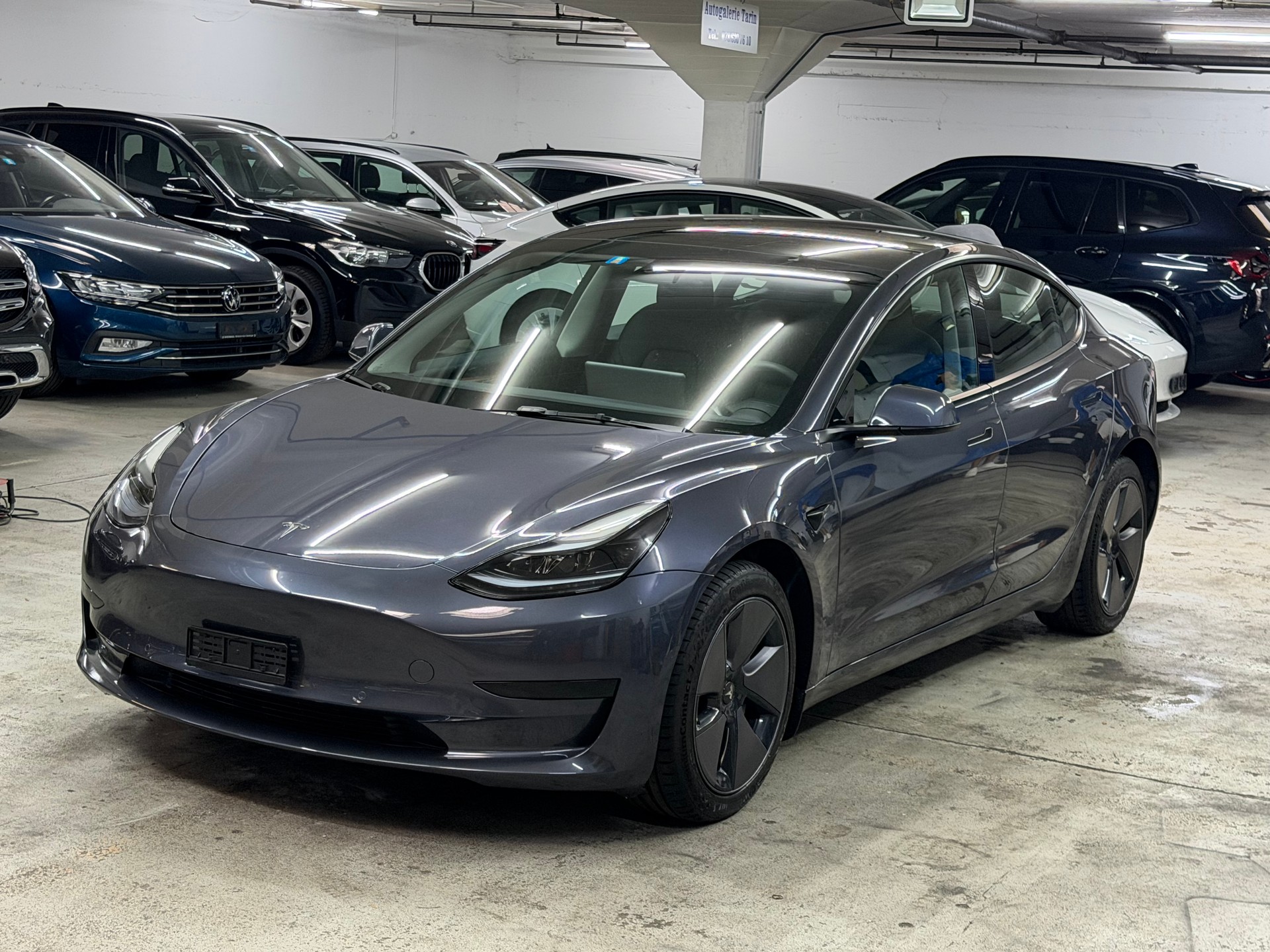 TESLA Model 3-image-1