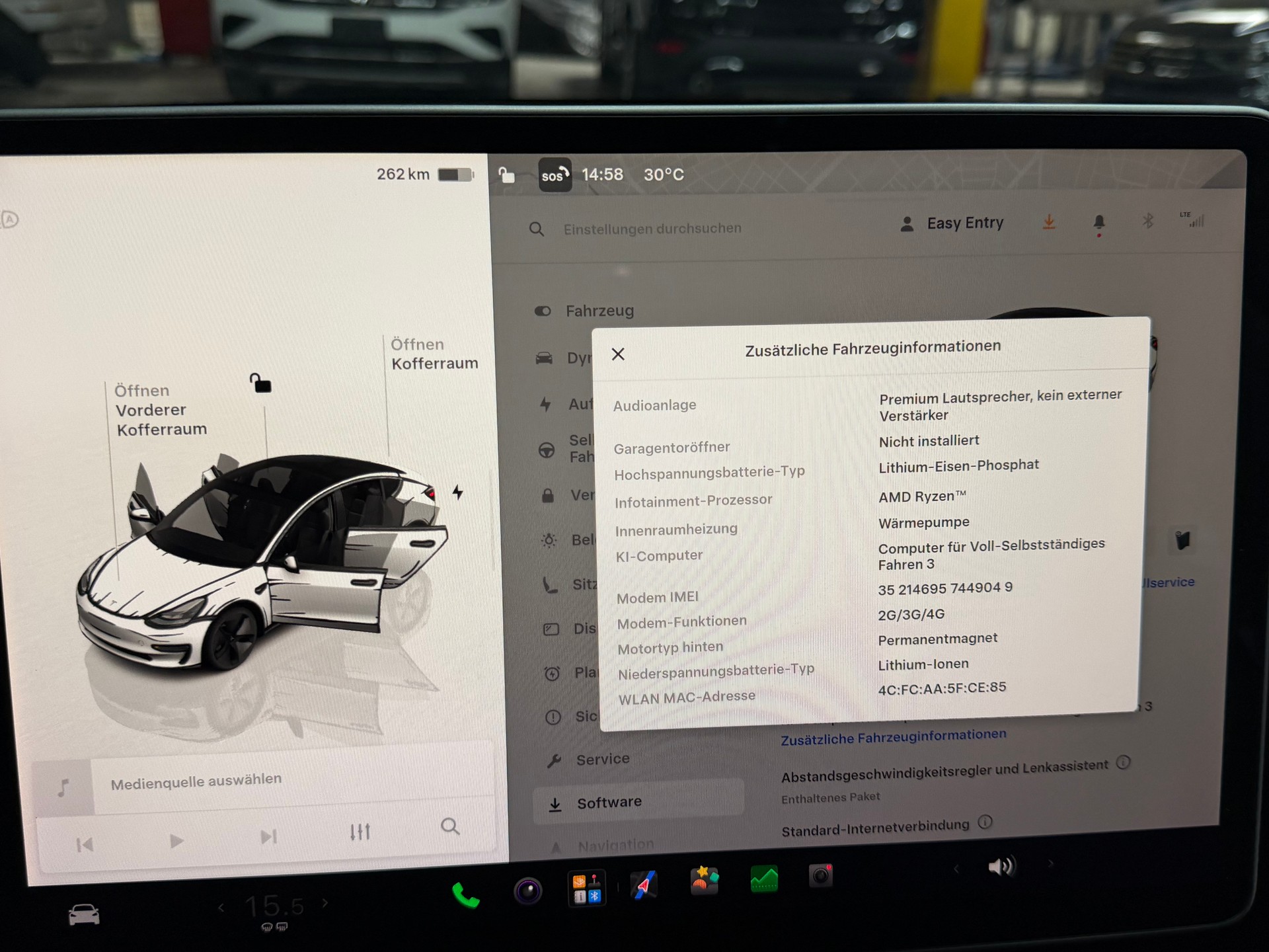 TESLA Model 3-image-9