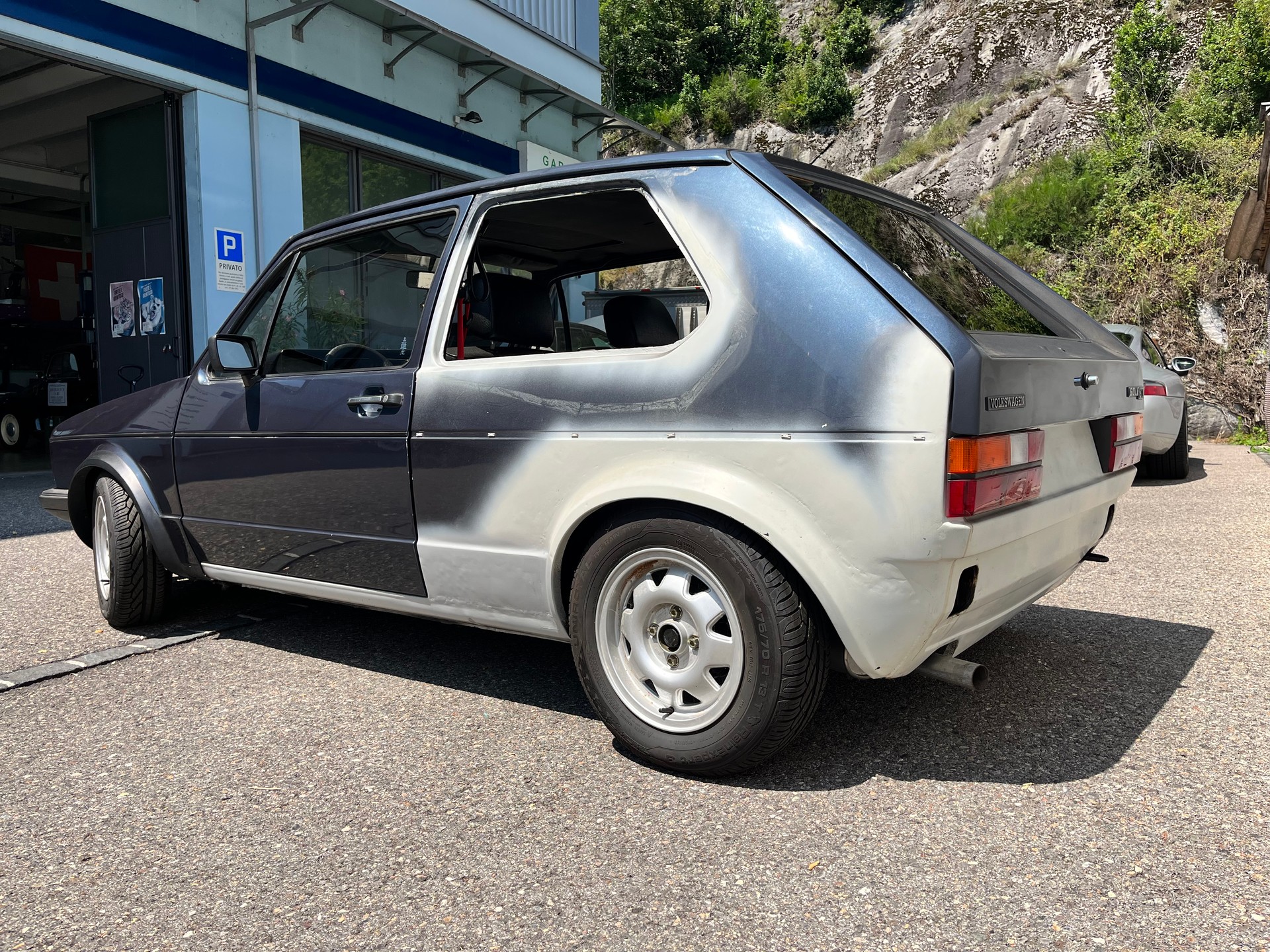 VW Golf 1800 GTI-image-3