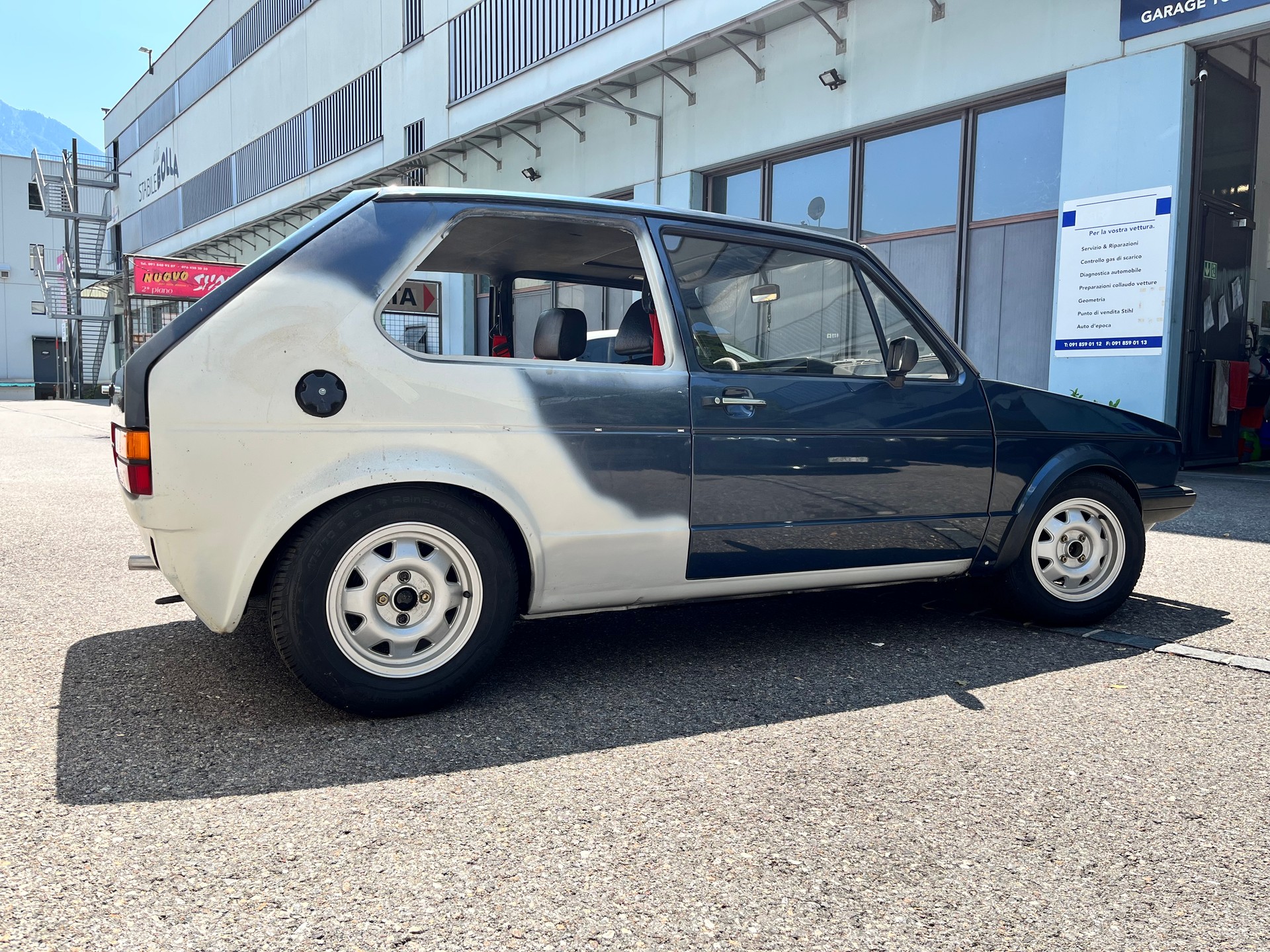 VW Golf 1800 GTI-image-2