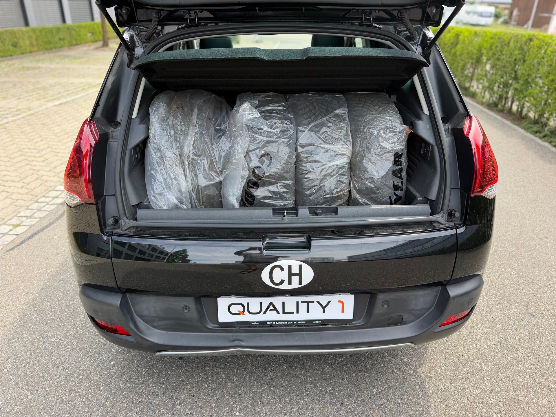 PEUGEOT 3008 2.0 HDI Style Tiptronic-image-9