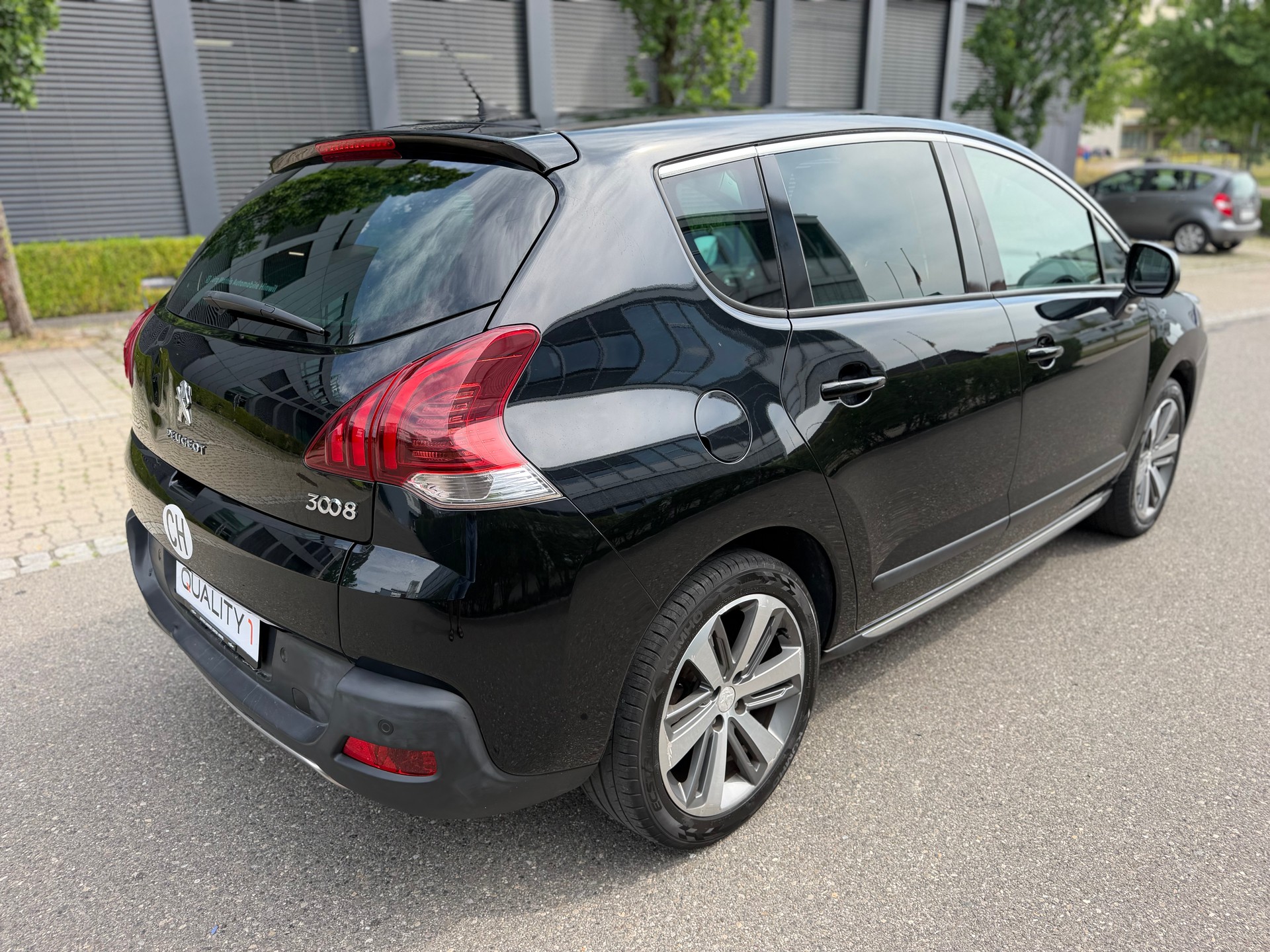 PEUGEOT 3008 2.0 HDI Style Tiptronic-image-29
