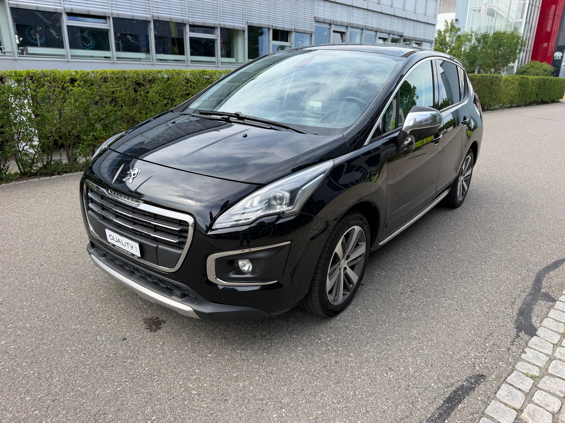 PEUGEOT 3008 2.0 HDI Style Tiptronic-image-25