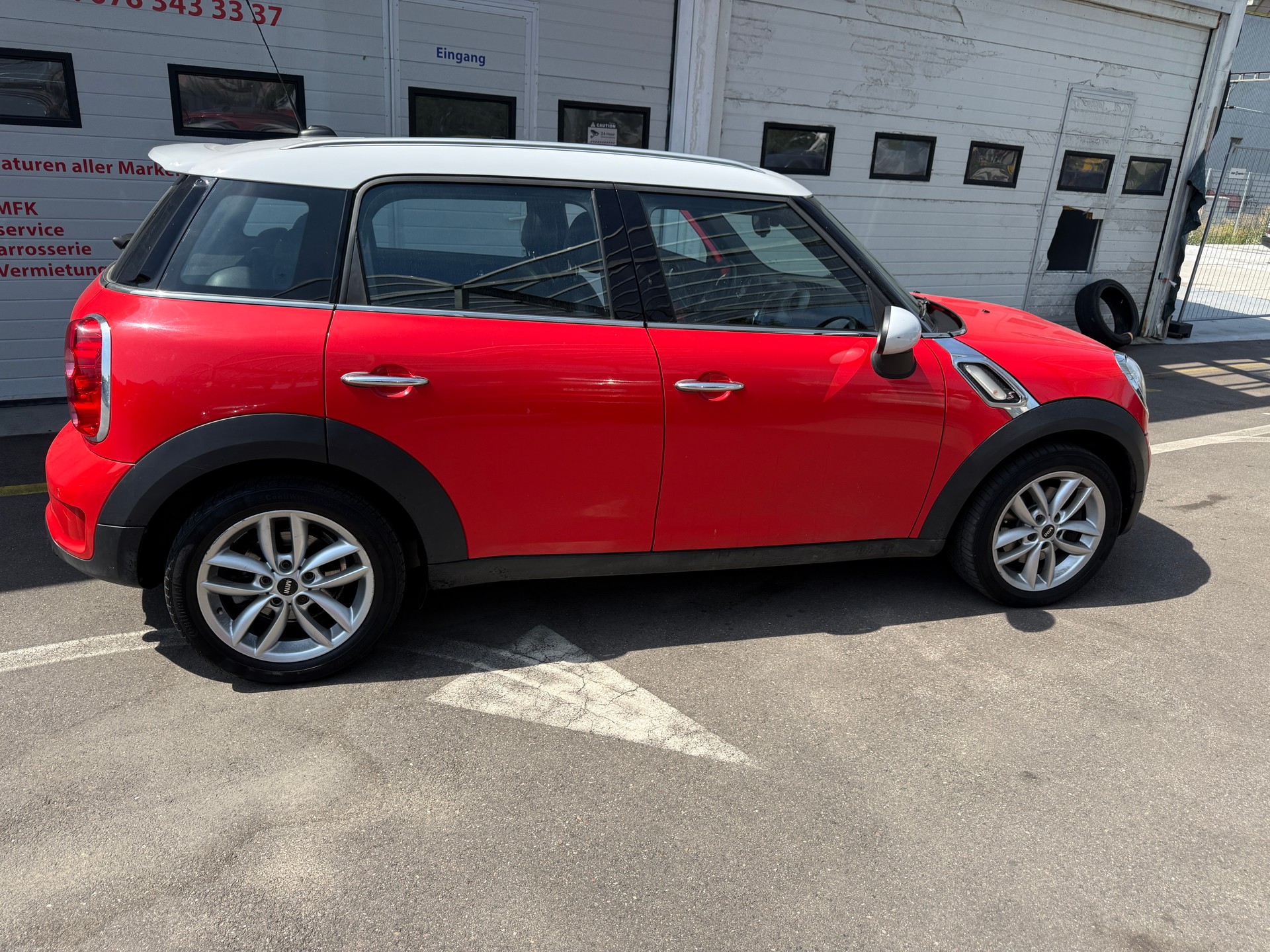 MINI Countryman Cooper S ALL4 Steptronic-image-9