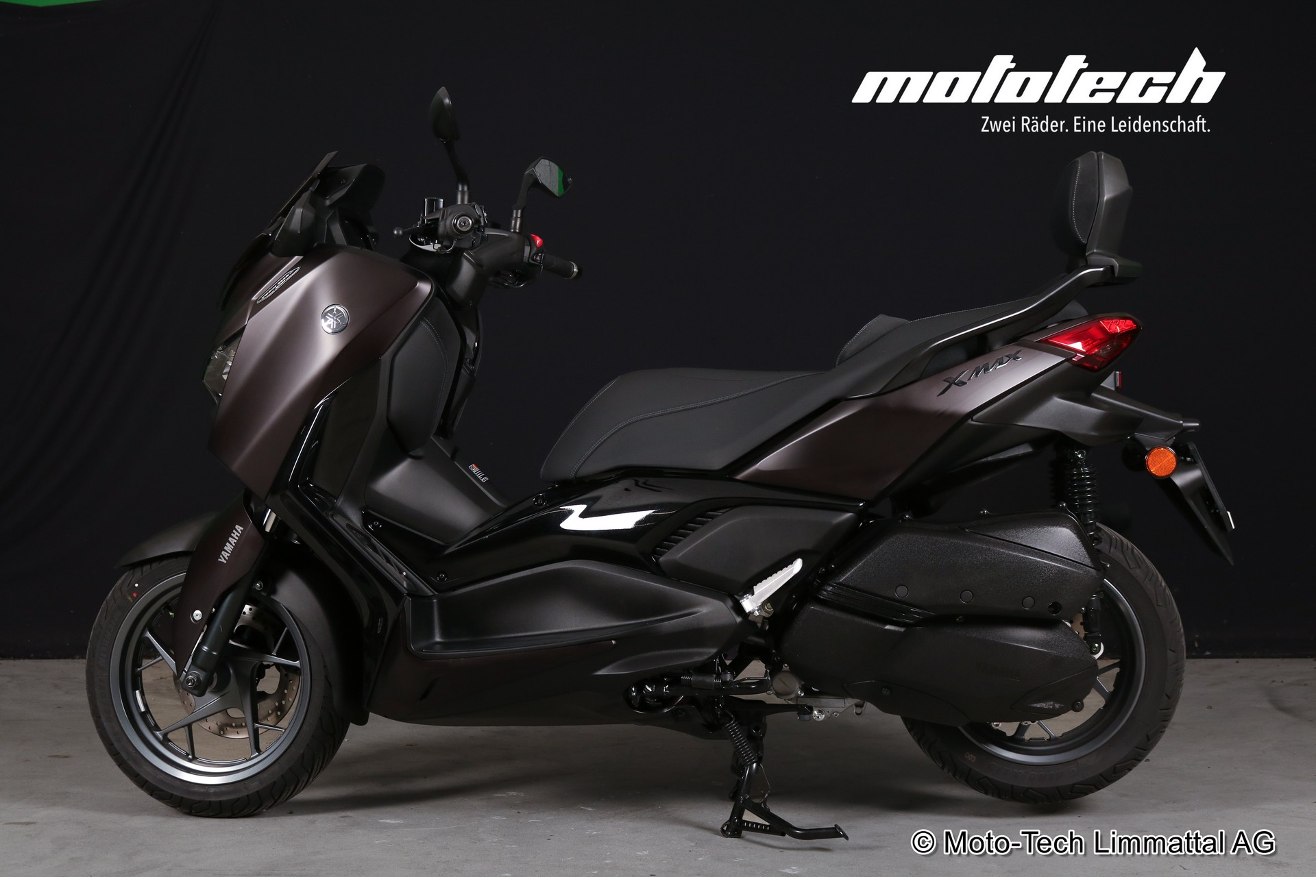 YAMAHA X-Max 300 Tech Max+-image-4