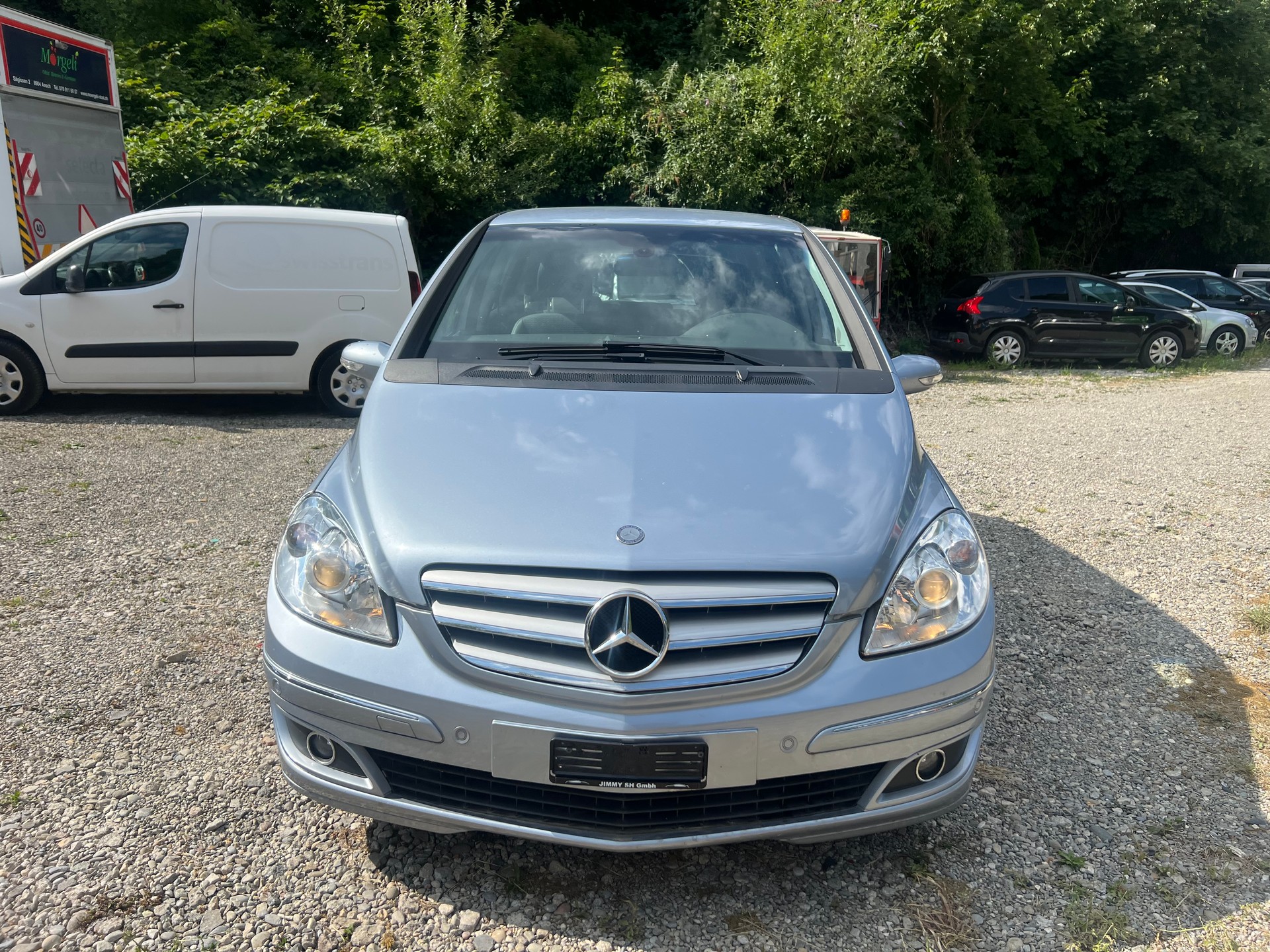 MERCEDES-BENZ B 200-image-1