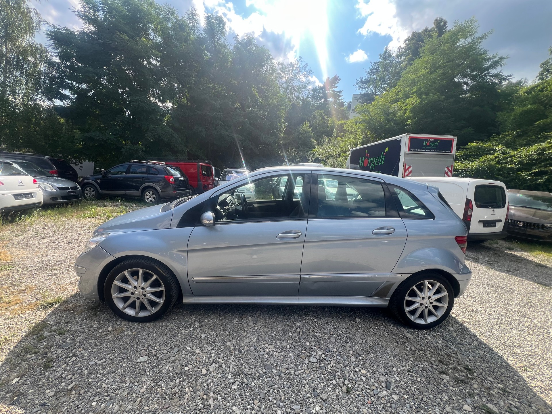 MERCEDES-BENZ B 200-image-7