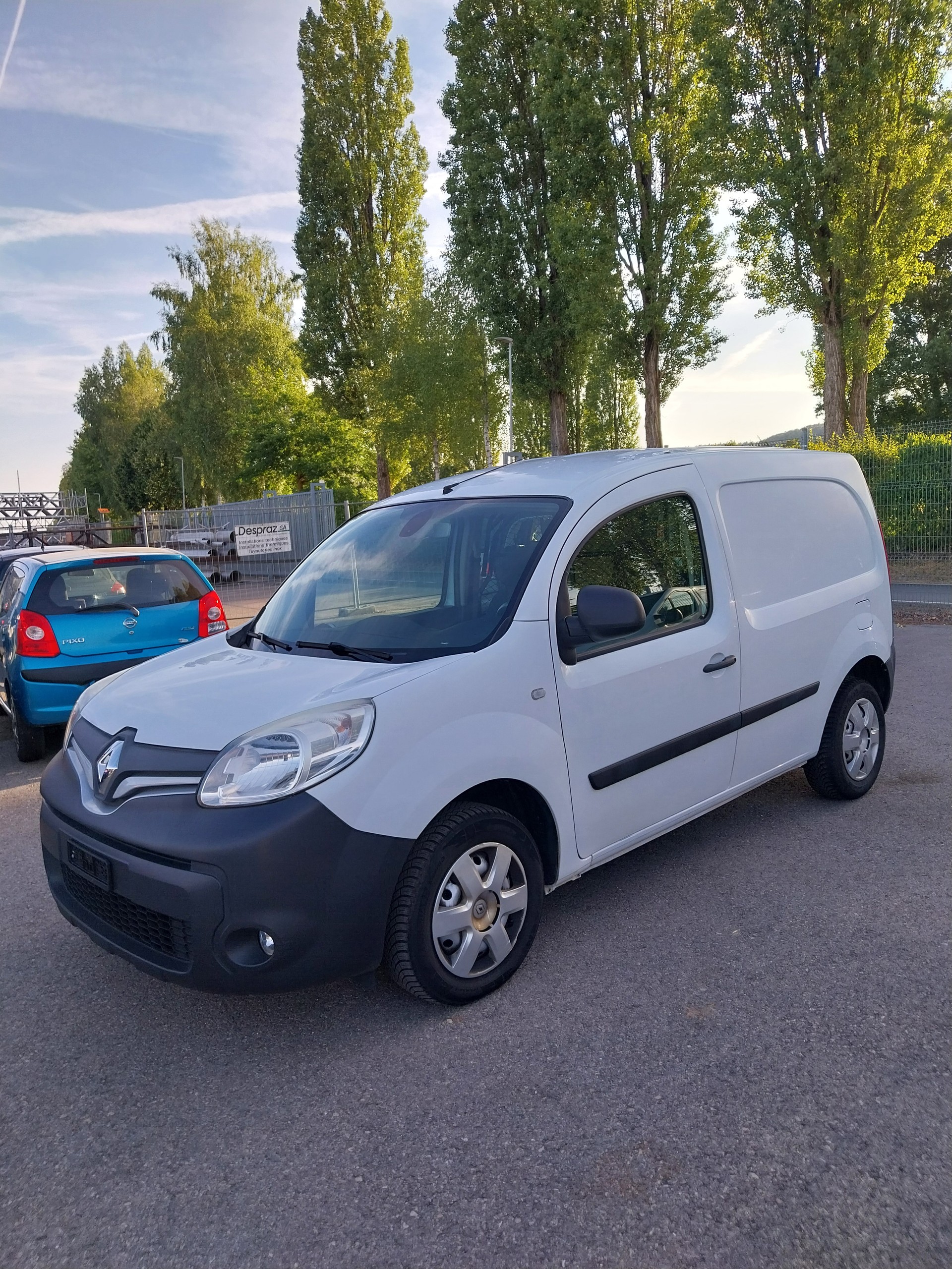 RENAULT Kangoo Medium dCi 90 ENERGY Access-image-0