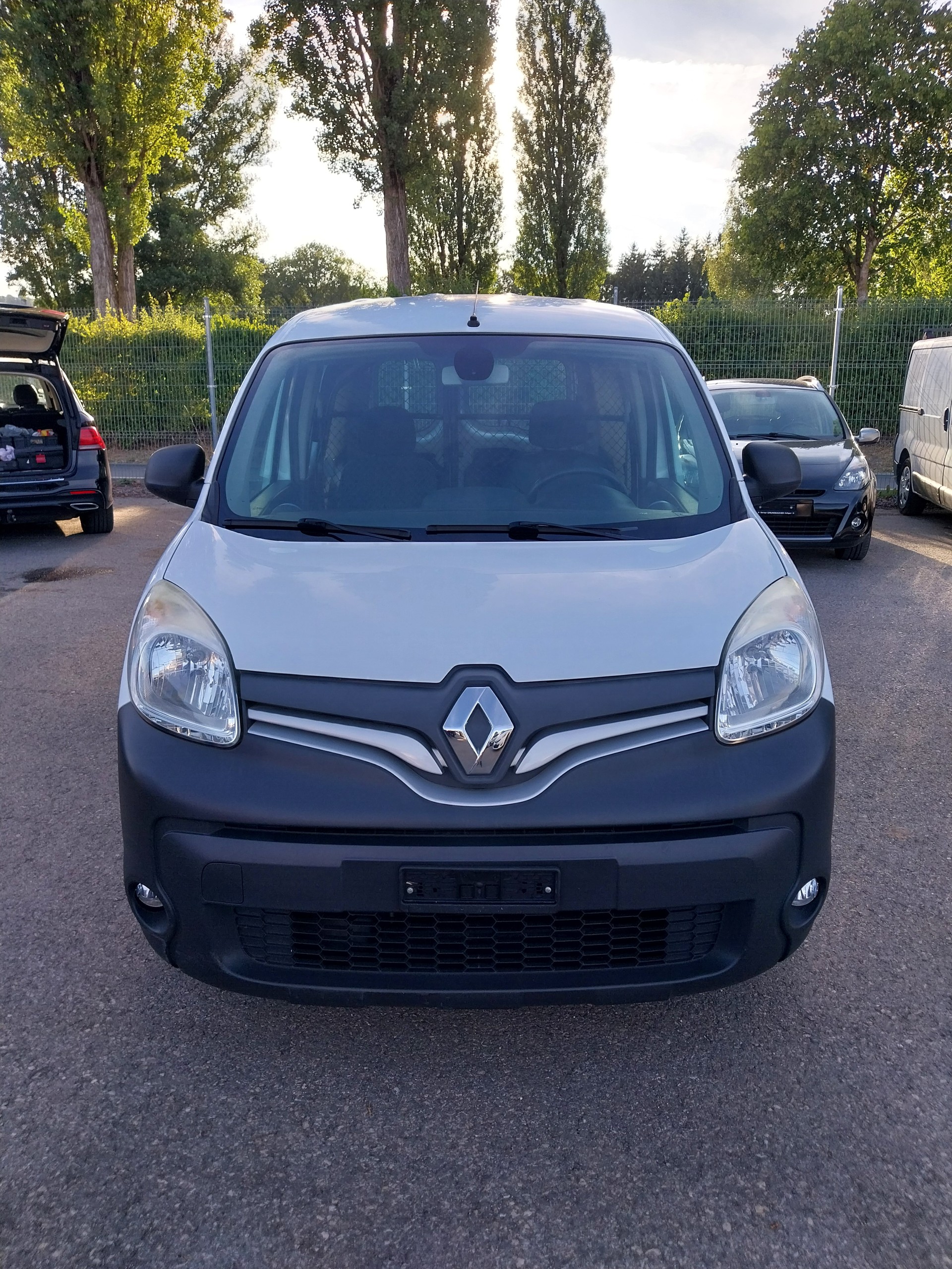 RENAULT Kangoo Medium dCi 90 ENERGY Access-image-1