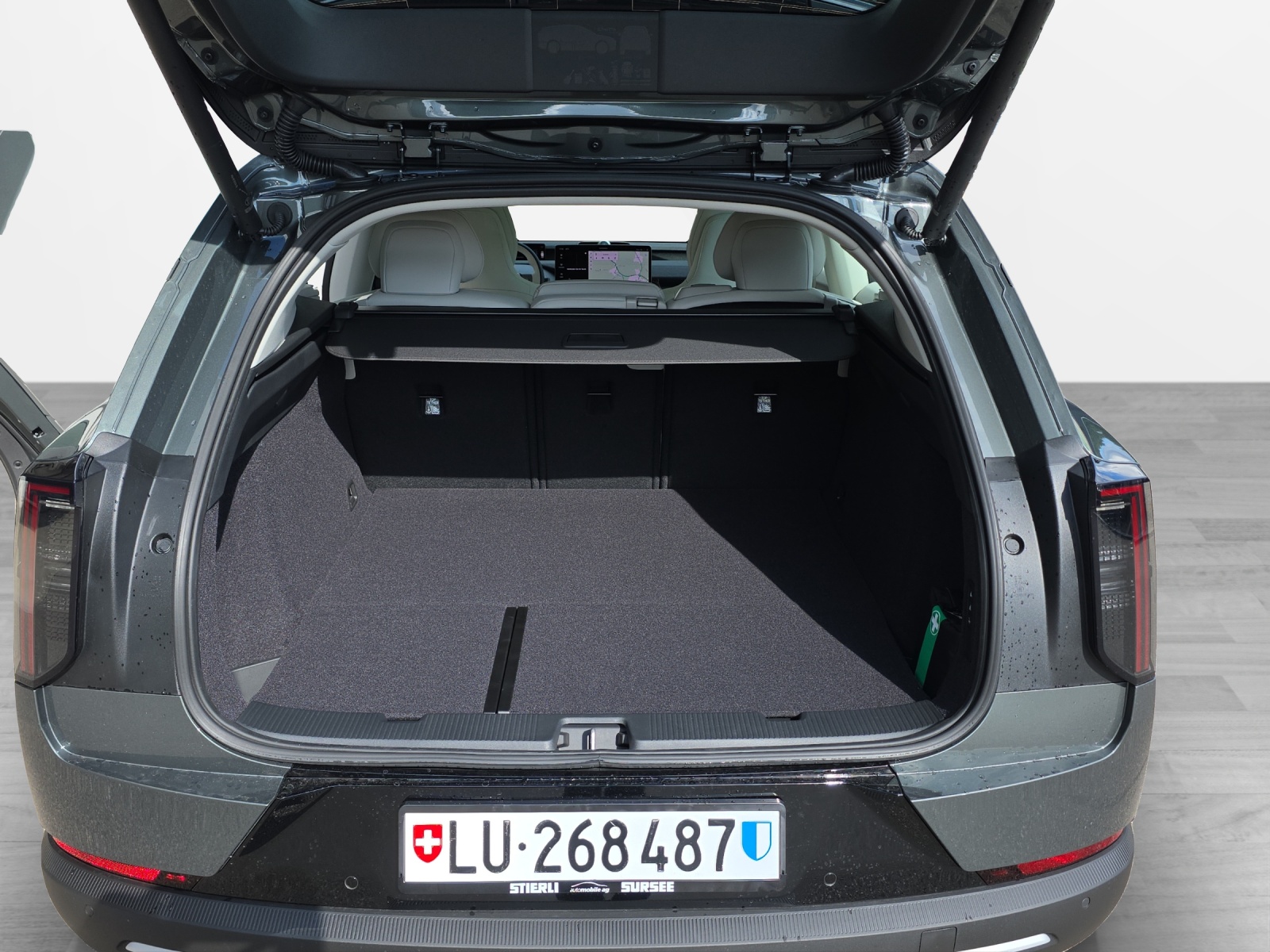 VOLVO EX60 Twin Ultra AWD-image-14