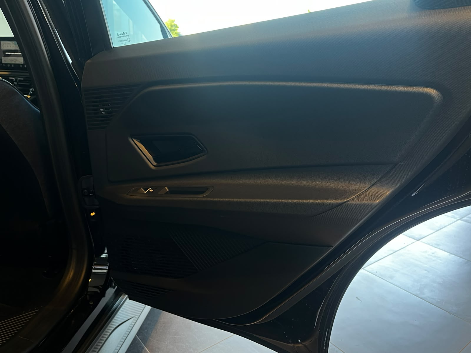 RENAULT R5 E-Tech Comfort Range 52 kWh Techno-image-23