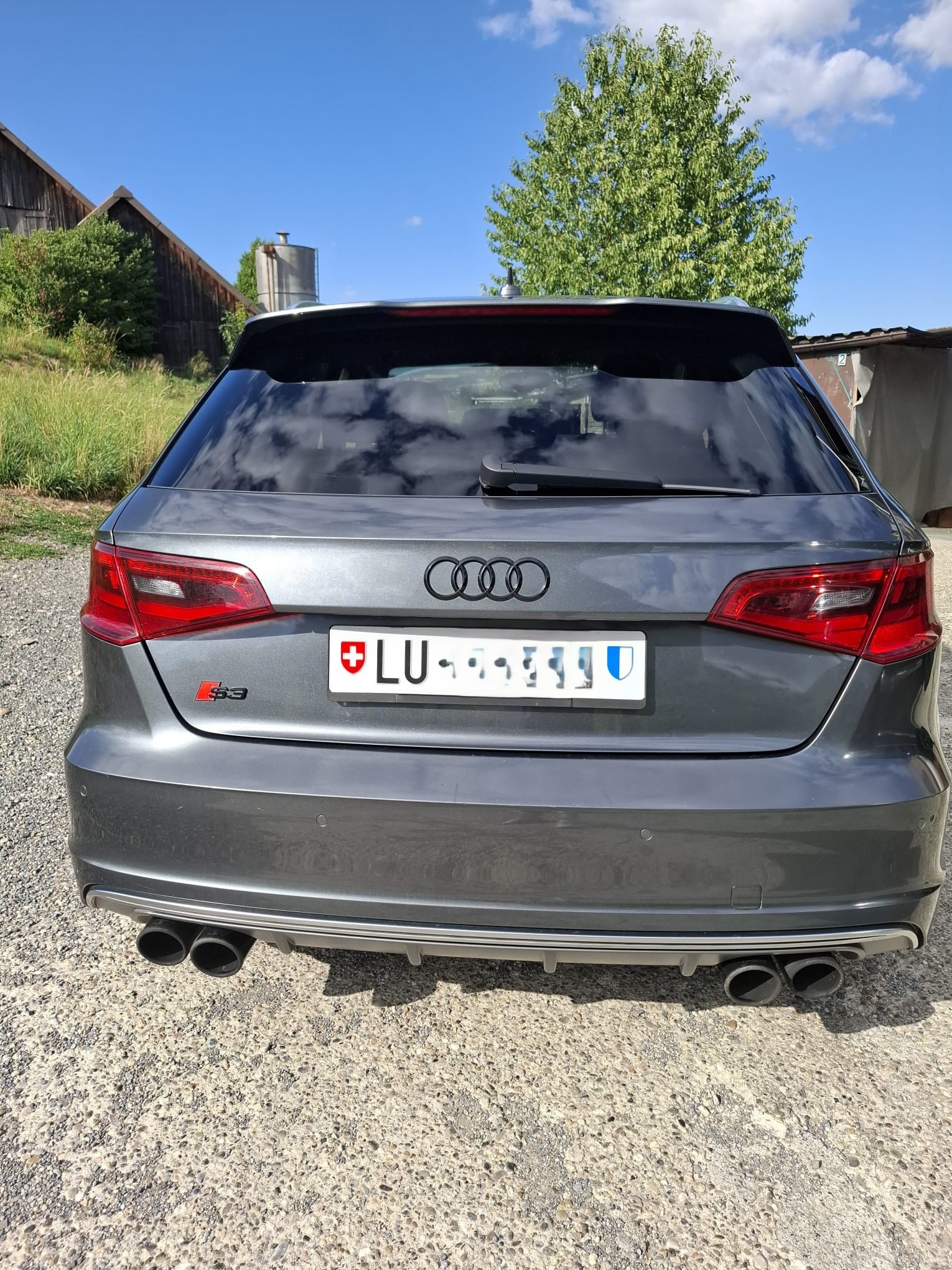 AUDI 2.0 T FSI quattro S-Tronic-image-3