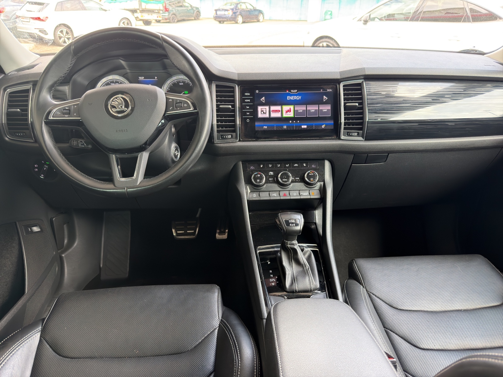 SKODA Kodiaq 2.0 TDI CR Style 4x4 DSG-image-10