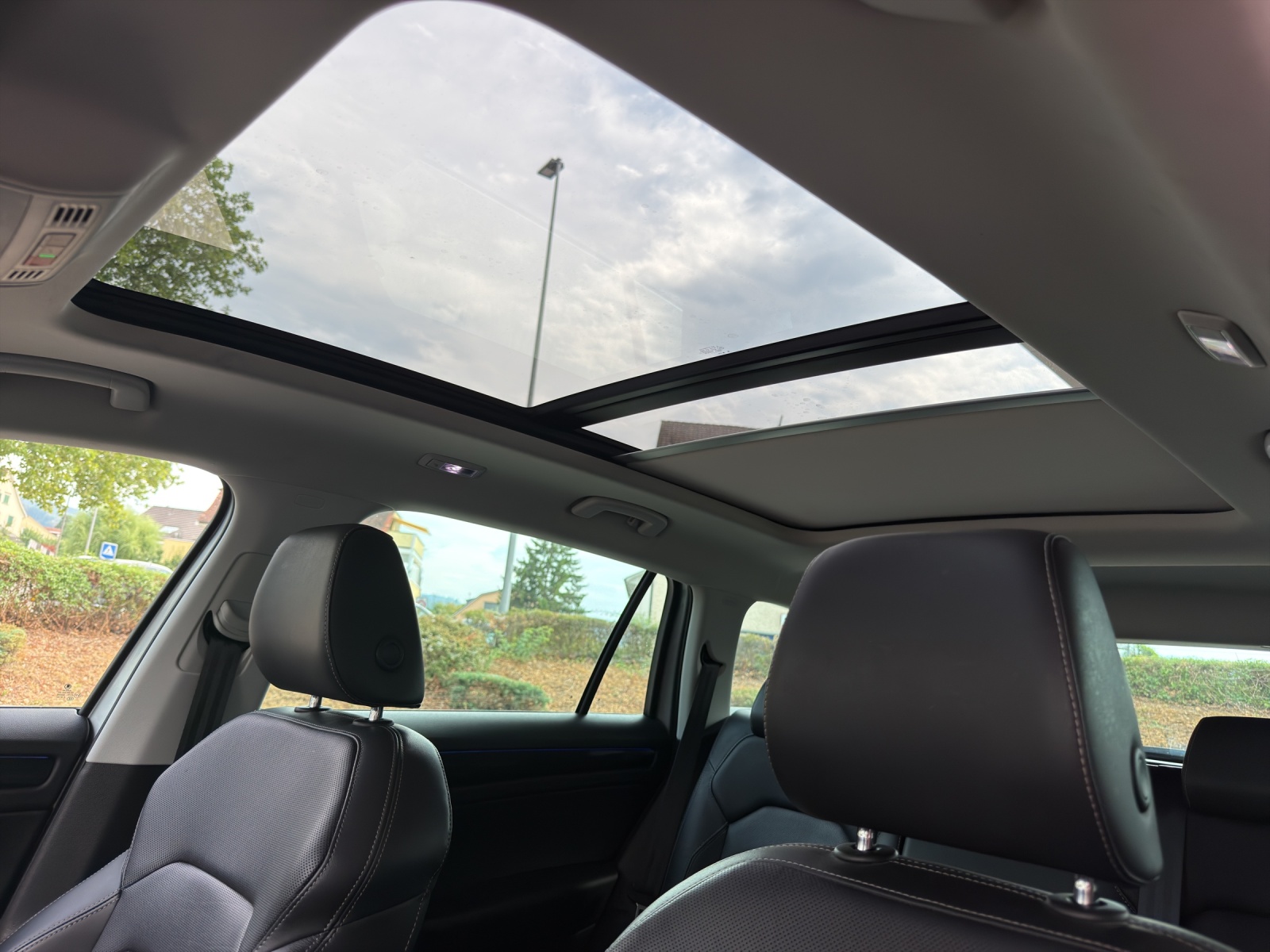 SKODA Kodiaq 2.0 TDI CR Style 4x4 DSG-image-11