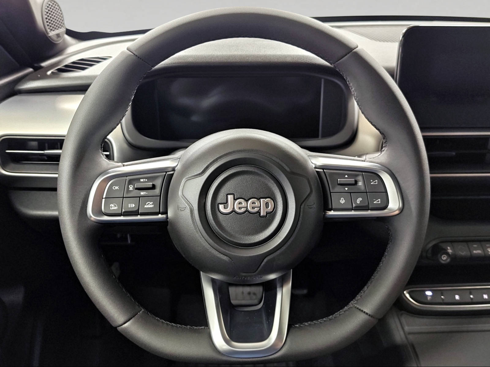 JEEP Avenger 1.2 Turbo MHEV Black Edition-image-8