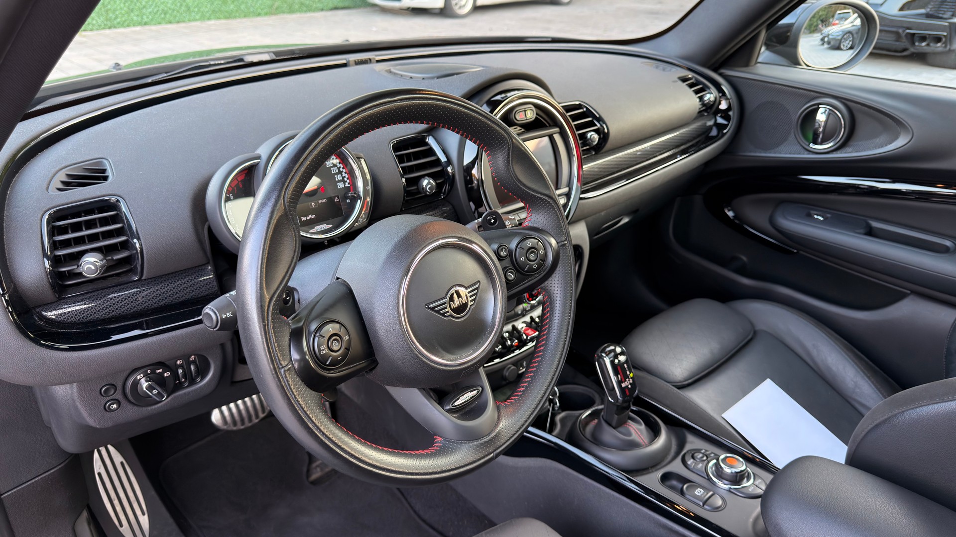 MINI Clubman Cooper John Cooper Works ALL4 Steptronic-image-9